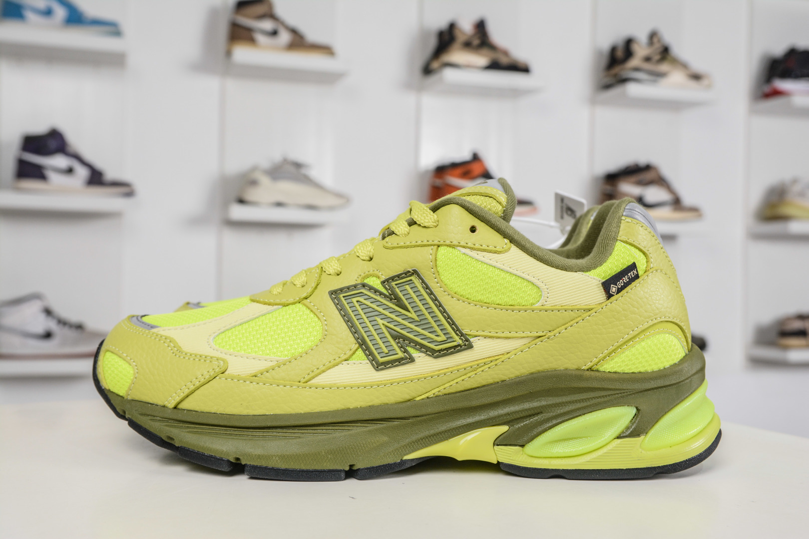 Sneakers 09885