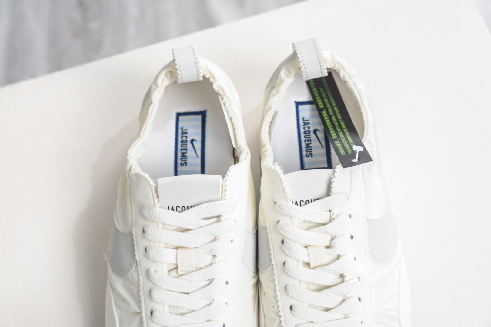 Jacquemus x Nike Jacumoon 耐克 柔软舒适防滑耐磨 低帮休闲板鞋 HV8547-002-Top High Quatity Cheap Sneakers Fashion Clothing Clothes Bags handbags Shoes of all Brand wholesale With The best Quality And Beautiful Price from China Factory Chinese suppliers wholesaler seller Jacquemus x Nike Jacumoon 耐克 柔软舒适防滑耐磨 低帮休闲板鞋 HV8547-002