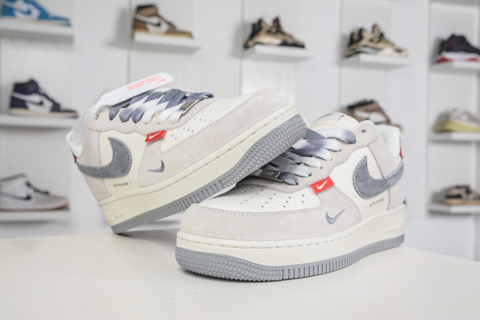 Nike Air Force 1 Low 07 卫冕冠军联名-白灰红 CS5288-088-Top High Quatity Cheap Sneakers Fashion Clothing Clothes Bags handbags Shoes of all Brand wholesale With The best Quality And Beautiful Price from China Factory Chinese suppliers wholesaler seller Nike Air Force 1 Low 07 卫冕冠军联名-白灰红 CS5288-088