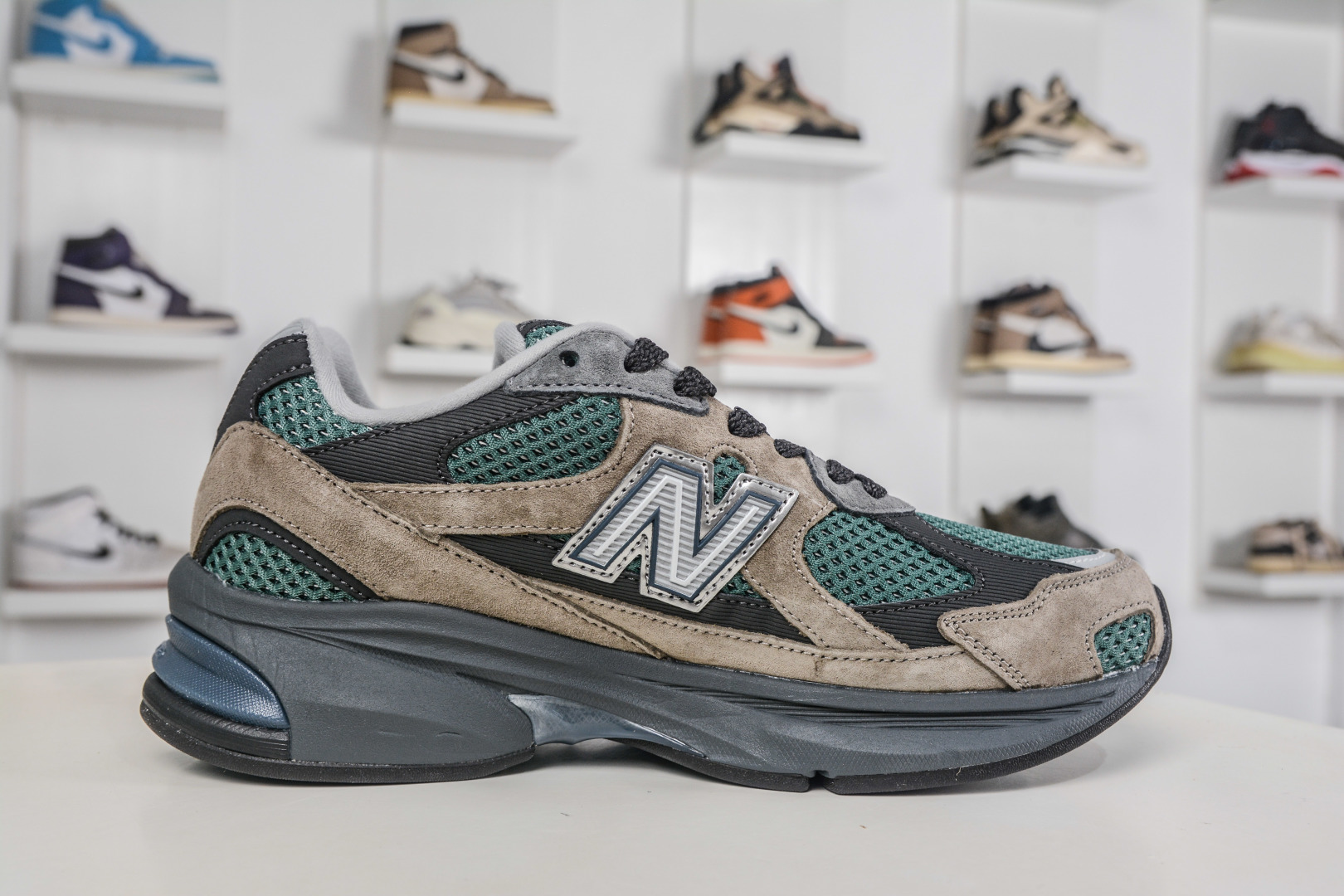 190 T版 New Balance M2010系列 新百伦 复古老爹风网布跑步休闲运动鞋 U2010AGY