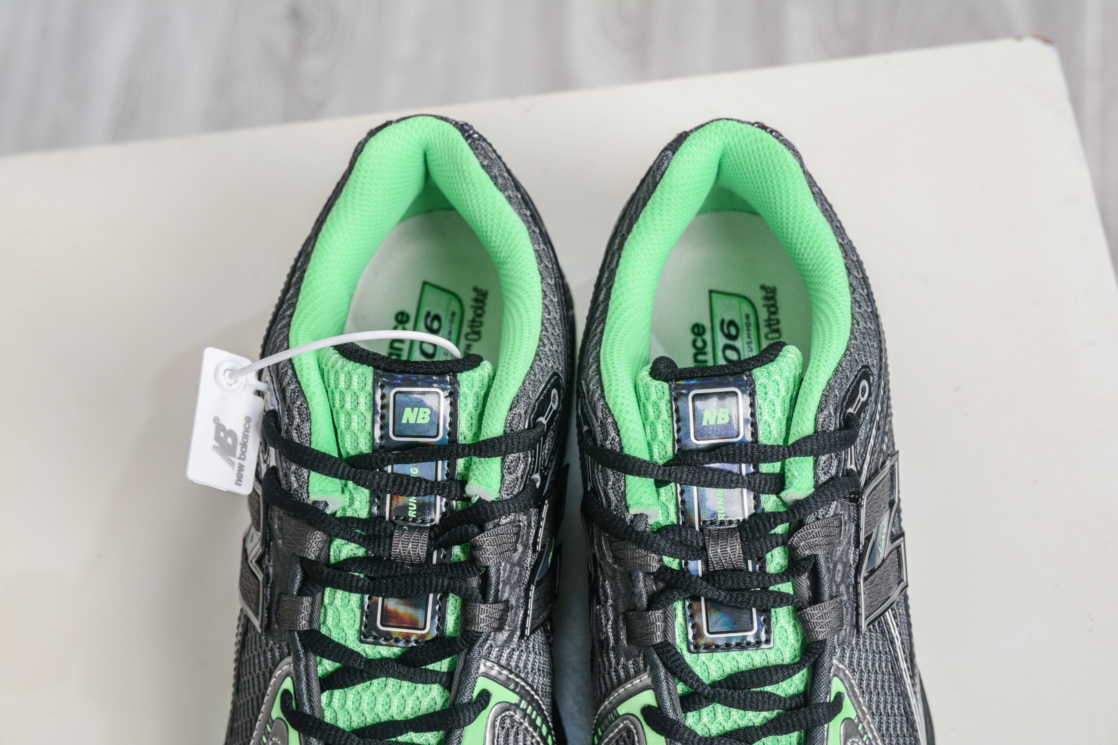 190 T版New Balance M1906系列 NB新百伦系列复古老爹风休闲运动慢跑鞋 U1906RCT