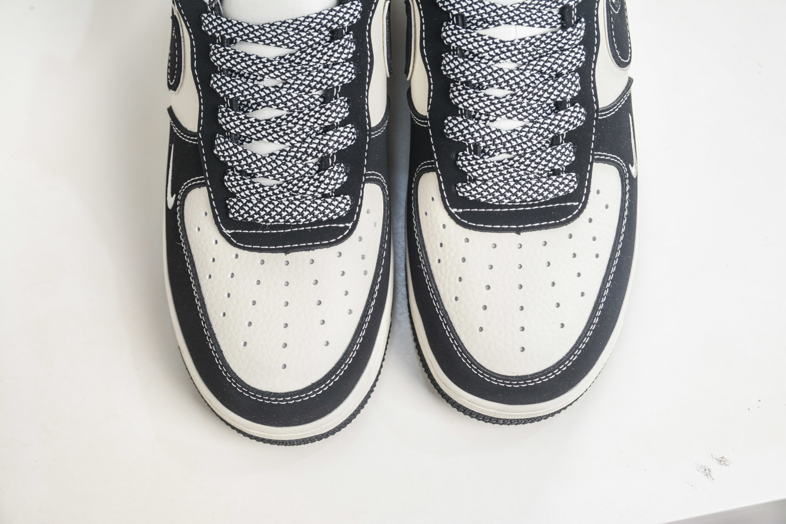 Nike Air Force 1 Low 07 x BAPE 猿人头联名-黑米白 DW8806-003