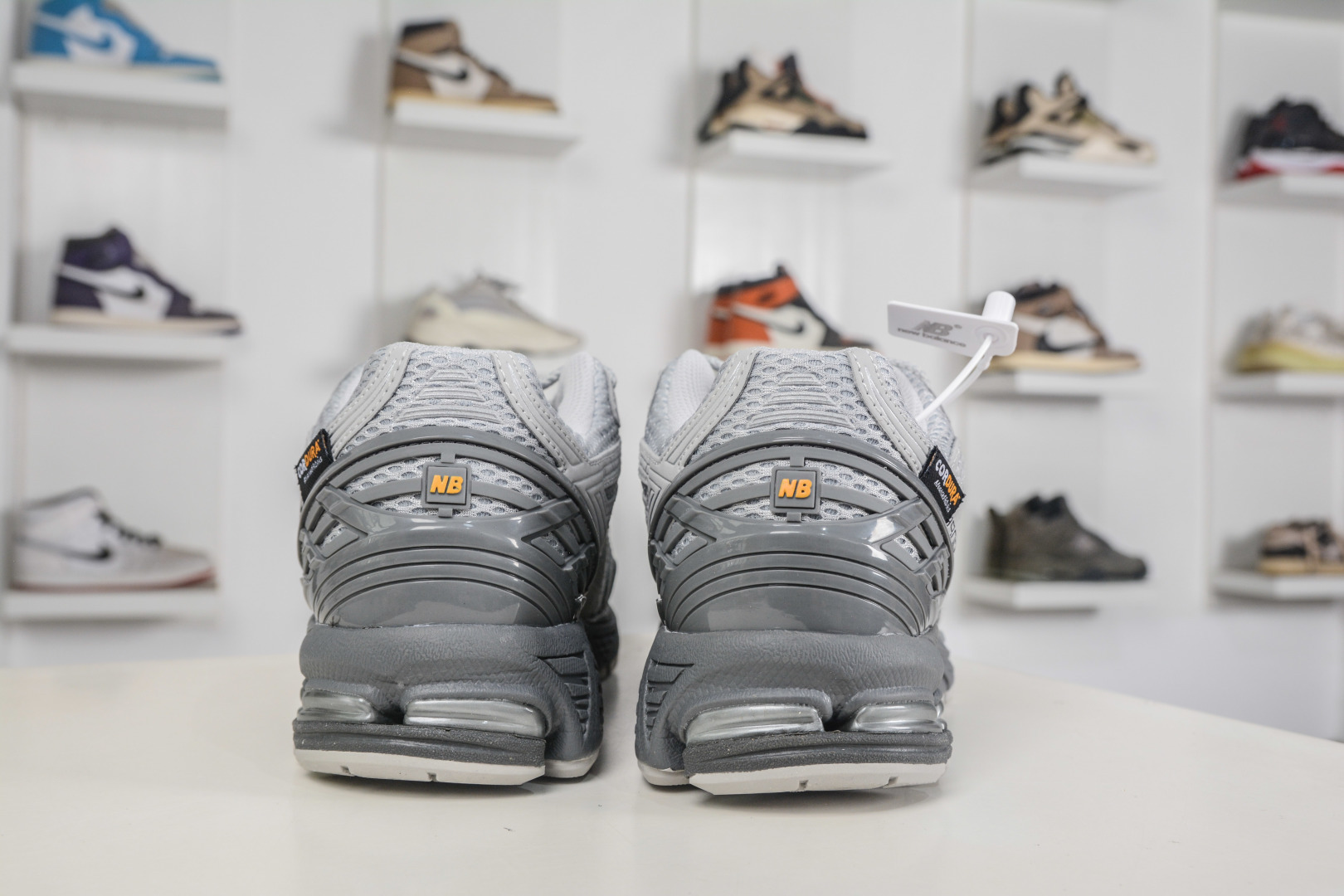 190 T版New Balance M1906系列 NB新百伦系列复古老爹风休闲运动慢跑鞋 U1906ROA-Chinese UA Cheap High Quatity Brand Clothes Bags handbags Sneakers wholesale wholesaler seller from China Factory suppliers Fashion Clothing Shoes best Quality Beautiful Price 190 T版New Balance M1906系列 NB新百伦系列复古老爹风休闲运动慢跑鞋 U1906ROA