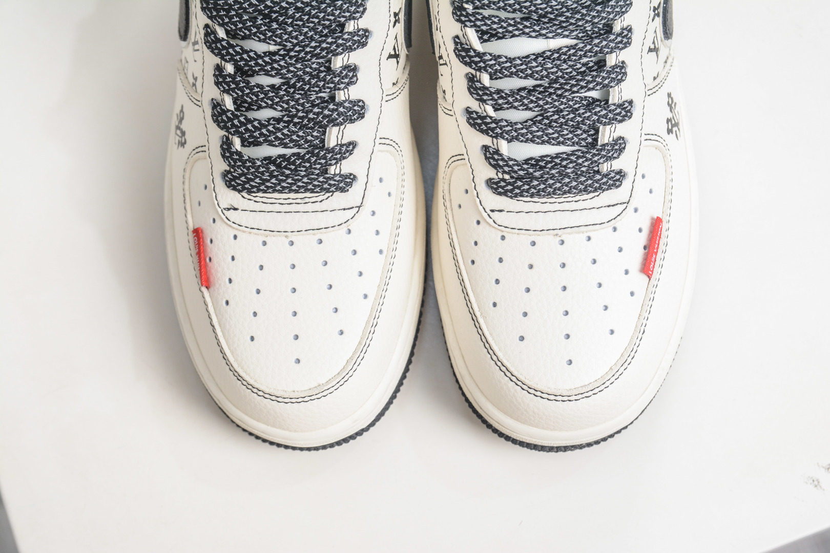 Nike Air Force 1 Low 07 x Louis Vuitton LV联名-米白黑 DD1982-345