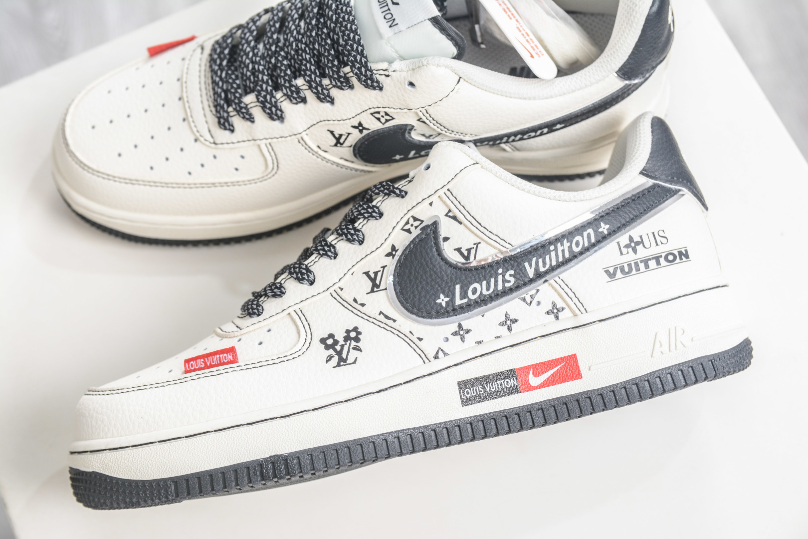 Nike Air Force 1 Low 07 x Louis Vuitton LV联名-米白黑 DD1982-345