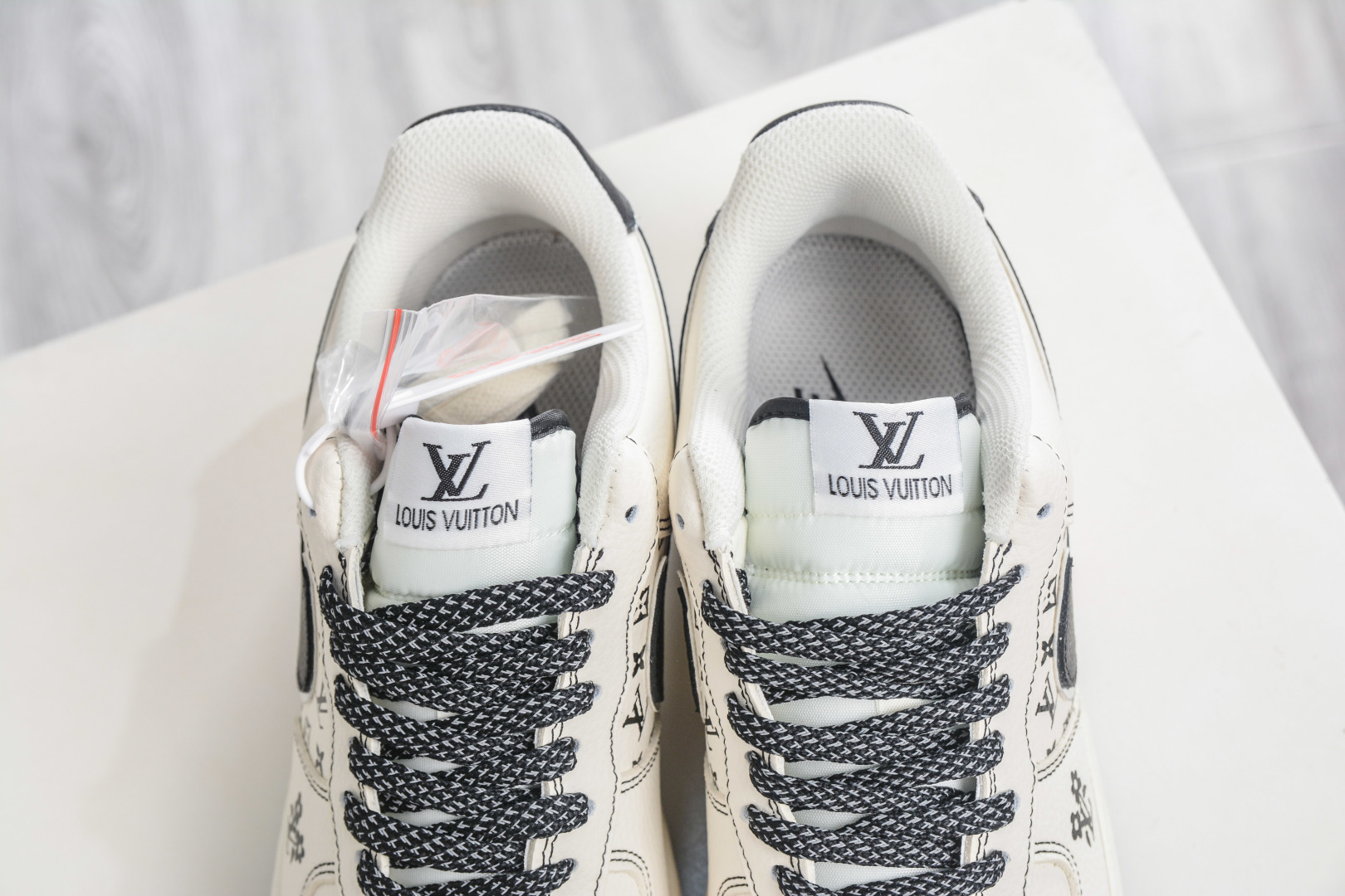 Nike Air Force 1 Low 07 x Louis Vuitton LV联名-米白黑 DD1982-345