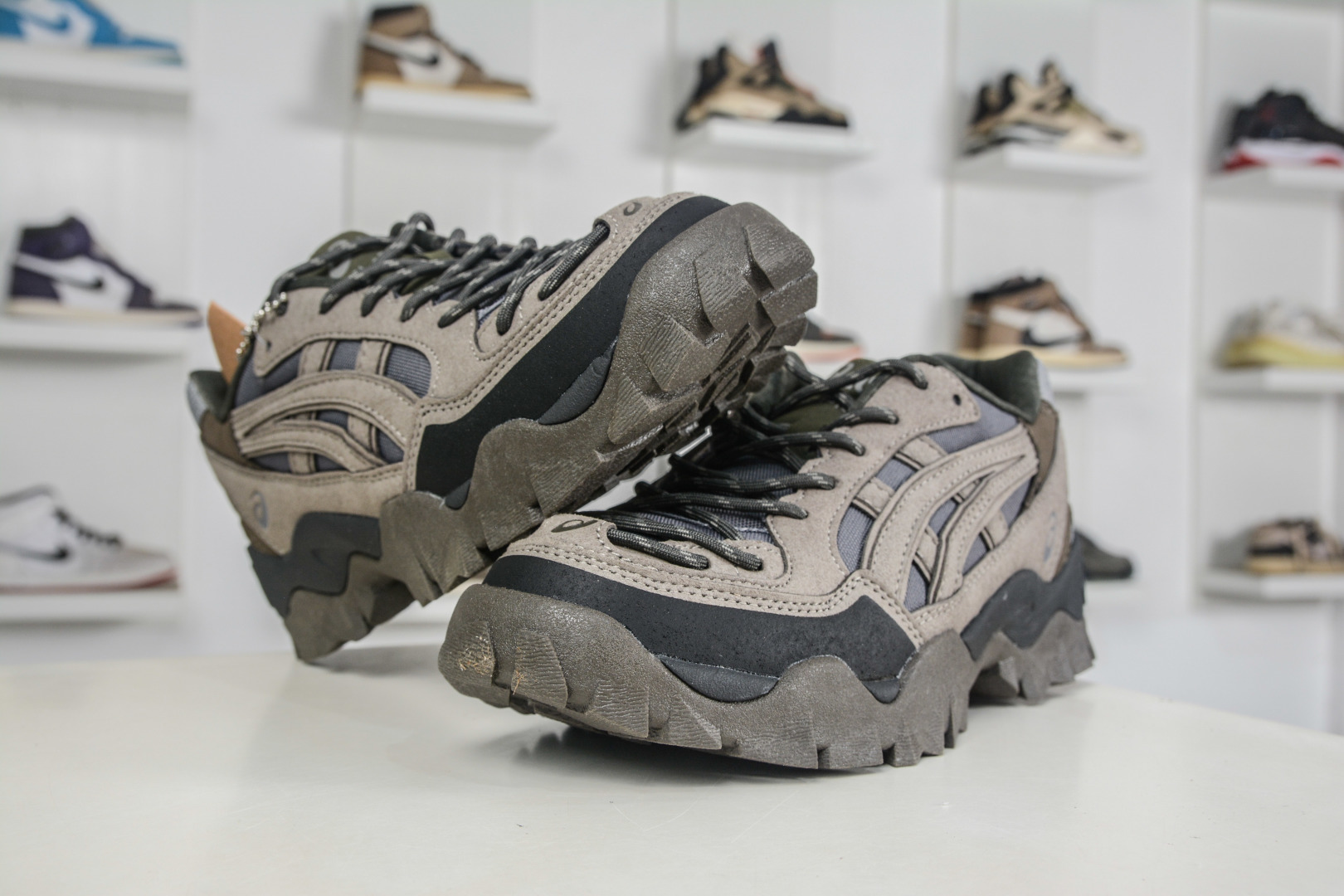 190 Asics GEL-PICKAX 亚瑟士 登山徒步 户外运动平衡减震 抗冲击支撑 防滑耐磨平衡轻便 户外功能鞋 1203A746-020