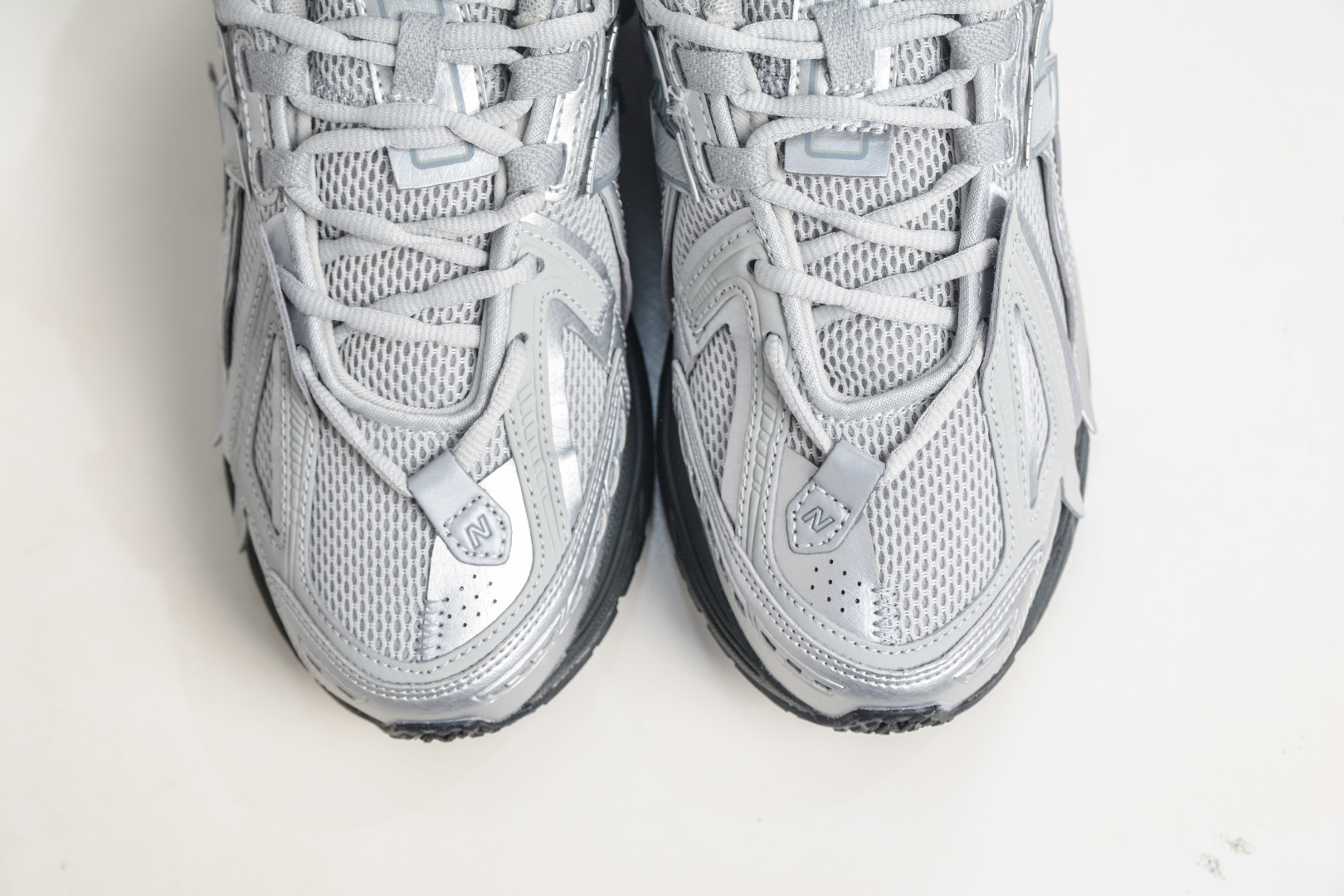 190 T版New Balance M1906系列 NB新百伦系列复古老爹风休闲运动慢跑鞋 U1906AAF-Chinese UA Cheap High Quatity Brand Clothes Bags handbags Sneakers wholesale wholesaler seller from China Factory suppliers Fashion Clothing Shoes best Quality Beautiful Price 190 T版New Balance M1906系列 NB新百伦系列复古老爹风休闲运动慢跑鞋 U1906AAF