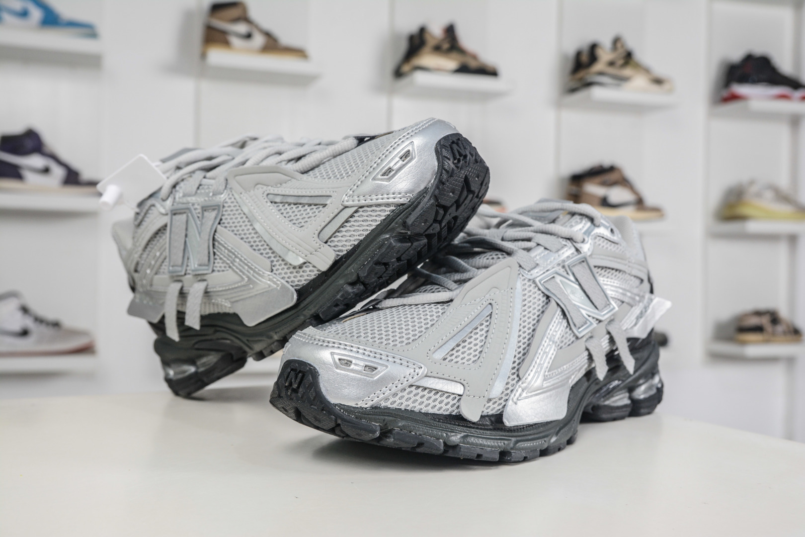 190 T版New Balance M1906系列 NB新百伦系列复古老爹风休闲运动慢跑鞋 U1906AAF-Chinese UA Cheap High Quatity Brand Clothes Bags handbags Sneakers wholesale wholesaler seller from China Factory suppliers Fashion Clothing Shoes best Quality Beautiful Price 190 T版New Balance M1906系列 NB新百伦系列复古老爹风休闲运动慢跑鞋 U1906AAF