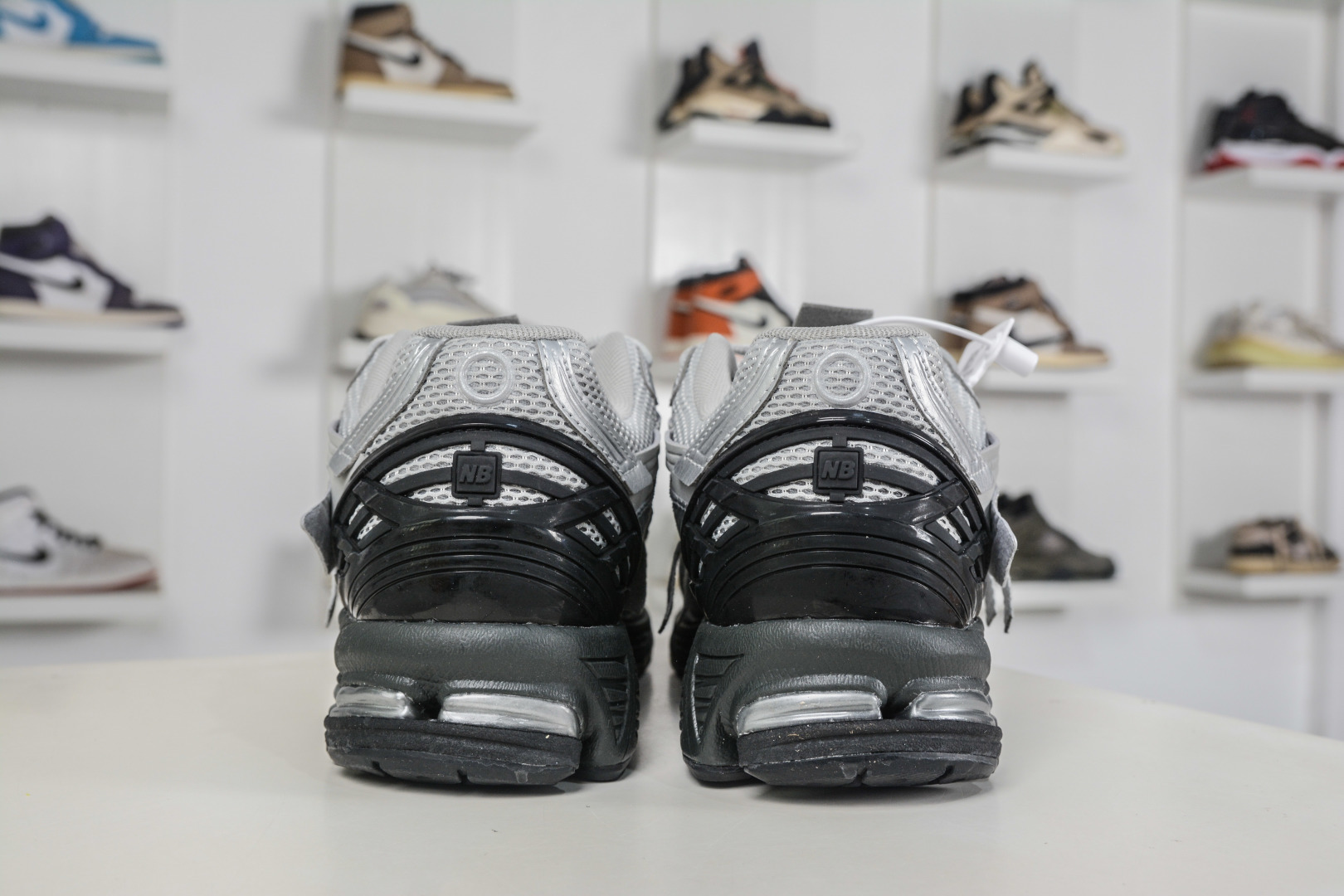 190 T版New Balance M1906系列 NB新百伦系列复古老爹风休闲运动慢跑鞋 U1906AAF-Chinese UA Cheap High Quatity Brand Clothes Bags handbags Sneakers wholesale wholesaler seller from China Factory suppliers Fashion Clothing Shoes best Quality Beautiful Price 190 T版New Balance M1906系列 NB新百伦系列复古老爹风休闲运动慢跑鞋 U1906AAF
