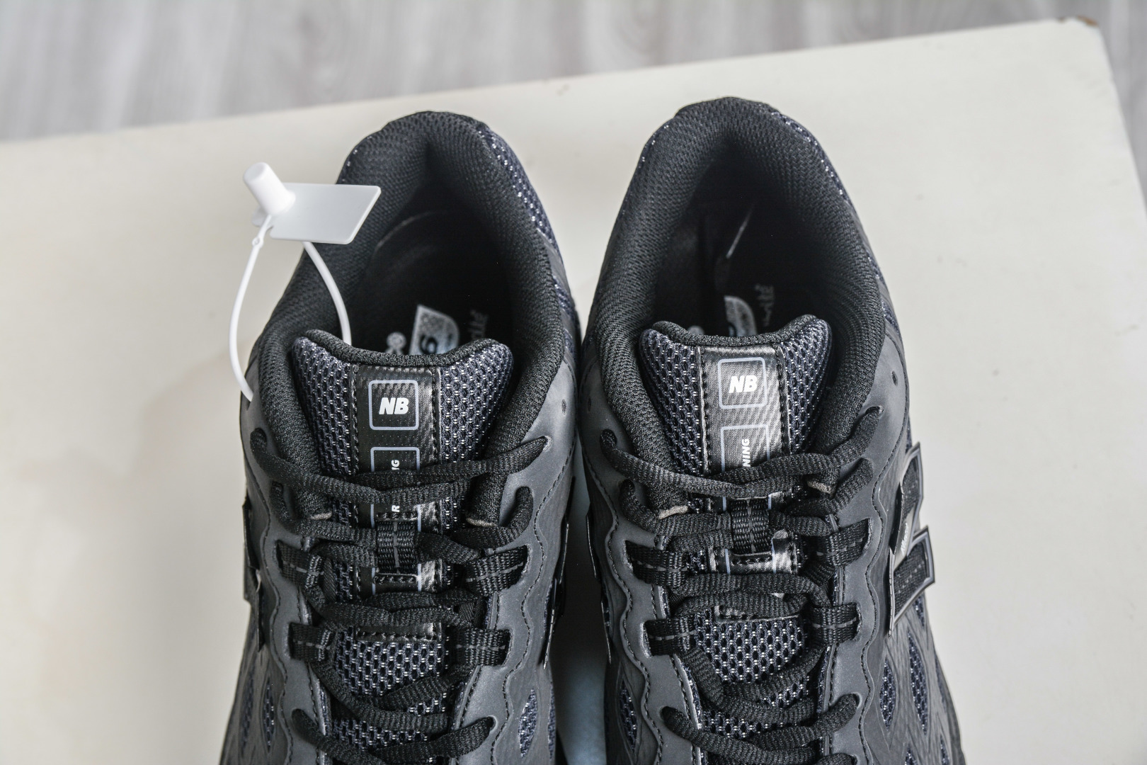 190 T版New Balance M1906系列 NB新百伦系列复古老爹风休闲运动慢跑鞋 U1906WFD