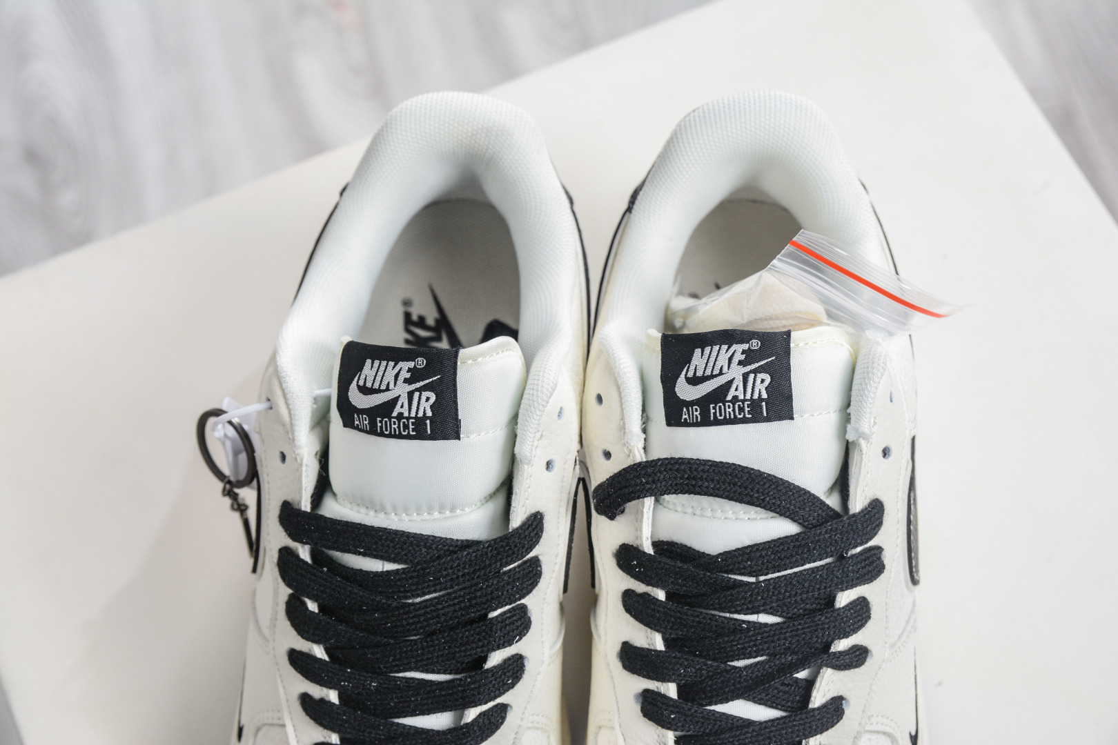 Nike Air Force 1 Low 07 米黑 DN9688-101