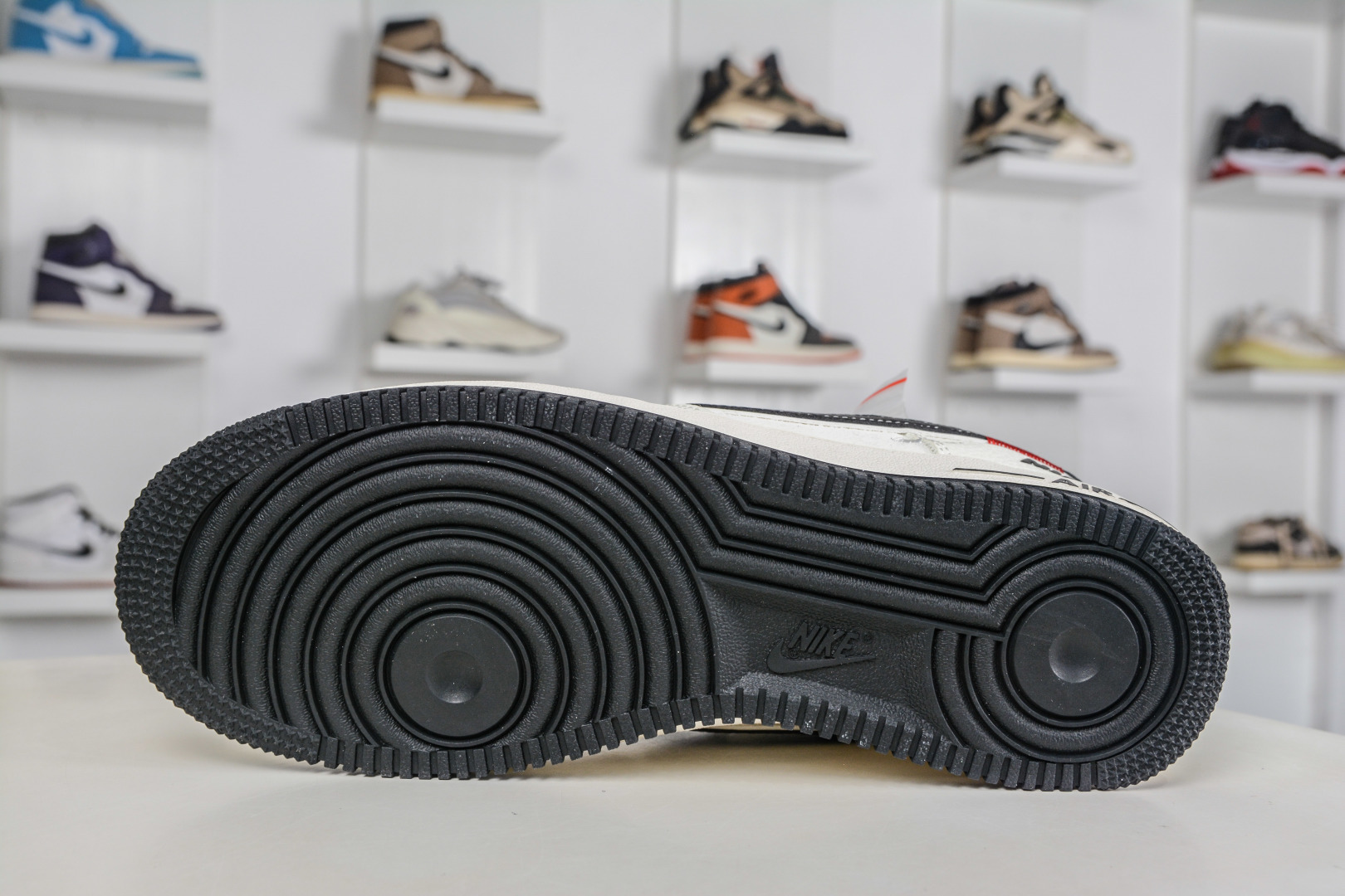 Nike Air Force 1 Low 07 米黑 DN9688-101