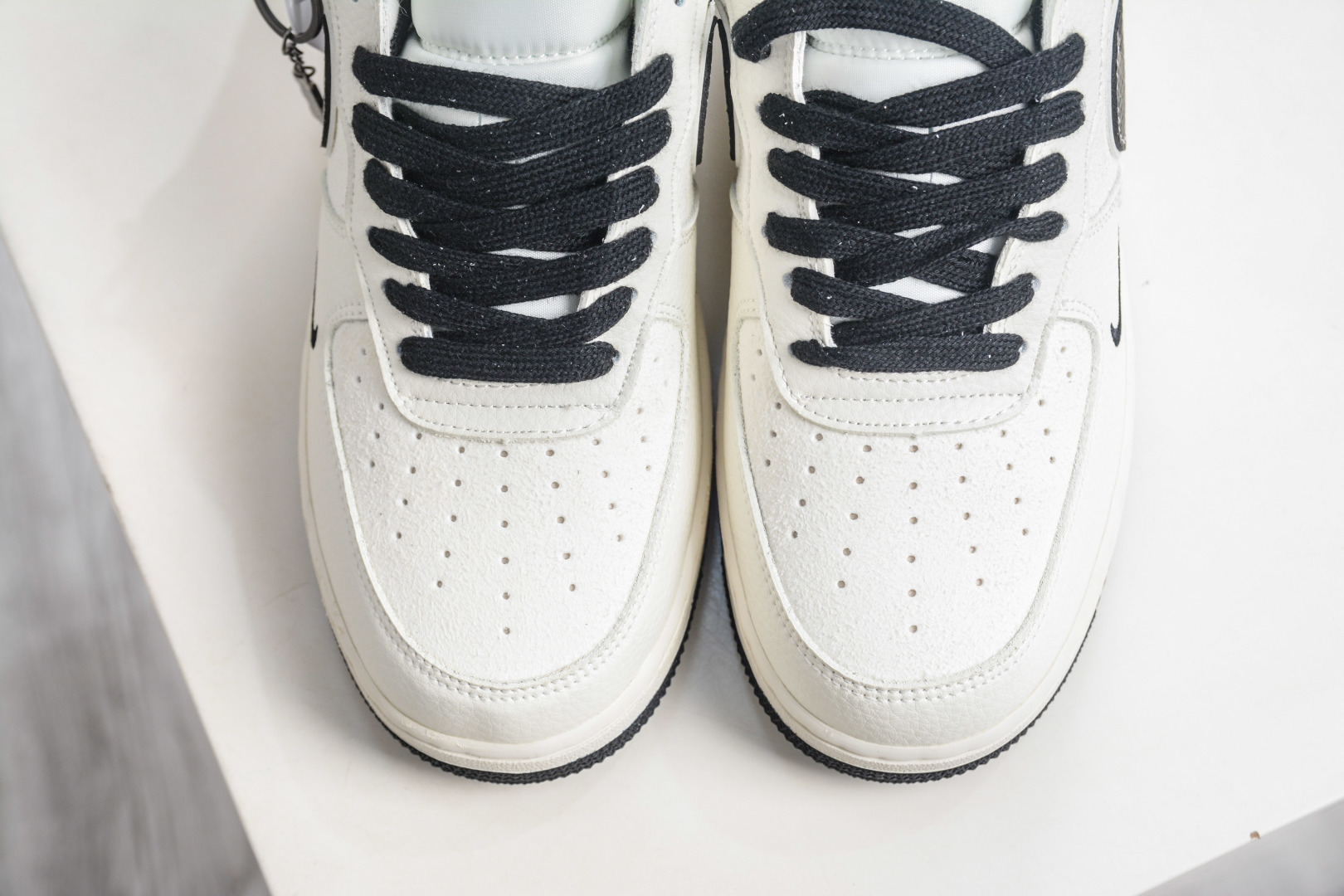 Nike Air Force 1 Low 07 米黑 DN9688-101