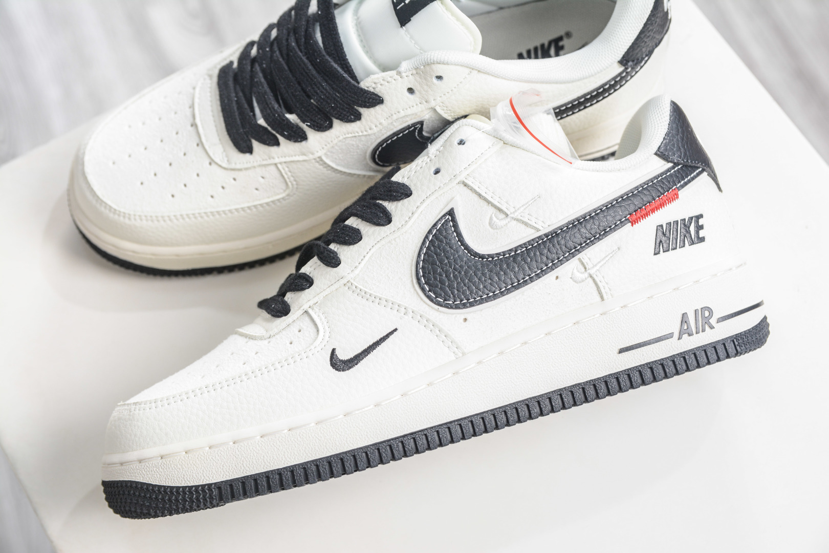 Nike Air Force 1 Low 07 米黑 DN9688-101