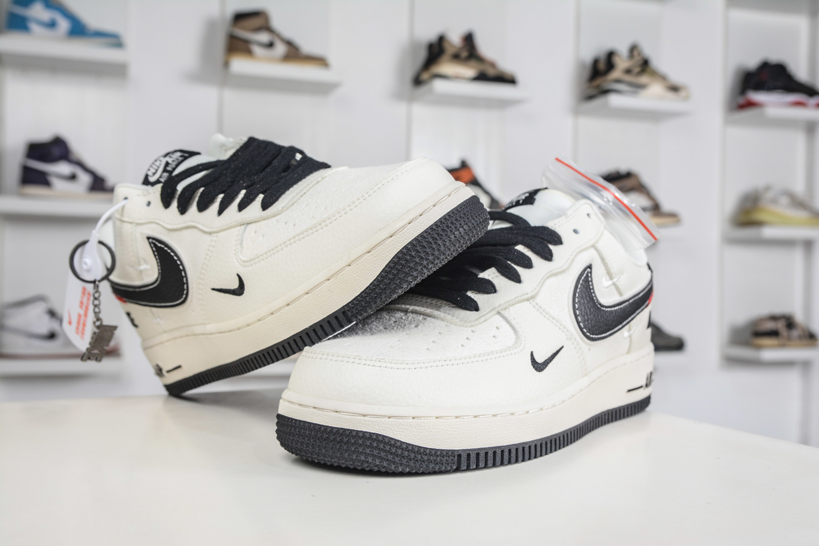 Nike Air Force 1 Low 07 米黑 DN9688-101