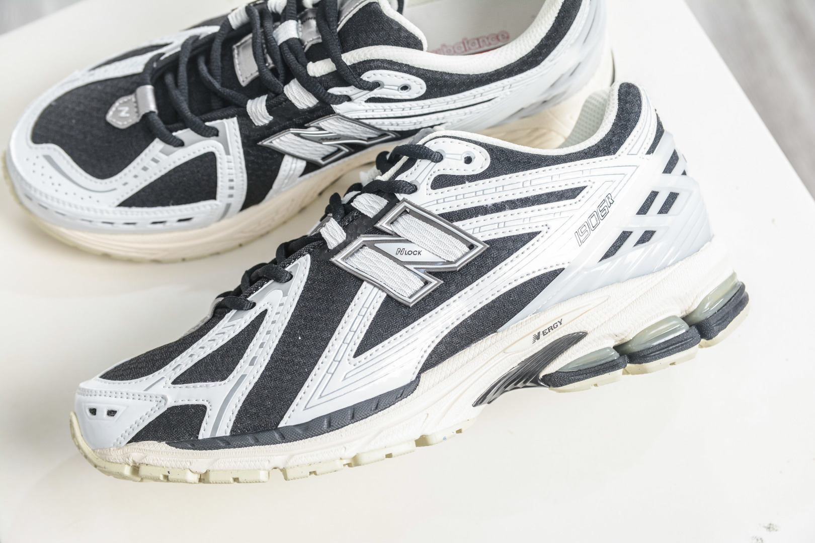 190 T版New Balance M1906系列 NB新百伦系列复古老爹风休闲运动慢跑鞋 U1906RCI