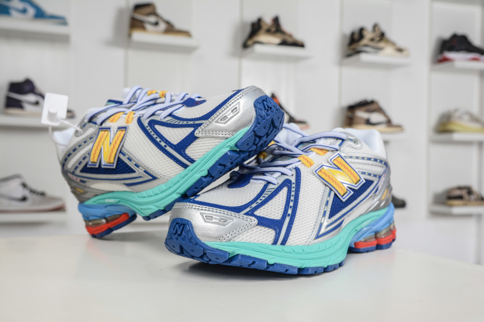 190 T版New Balance M1906系列 NB新百伦系列复古老爹风休闲运动慢跑鞋 U1906RMS-Chinese UA Cheap High Quatity Brand Clothes Bags handbags Sneakers wholesale wholesaler seller from China Factory suppliers Fashion Clothing Shoes best Quality Beautiful Price 190 T版New Balance M1906系列 NB新百伦系列复古老爹风休闲运动慢跑鞋 U1906RMS