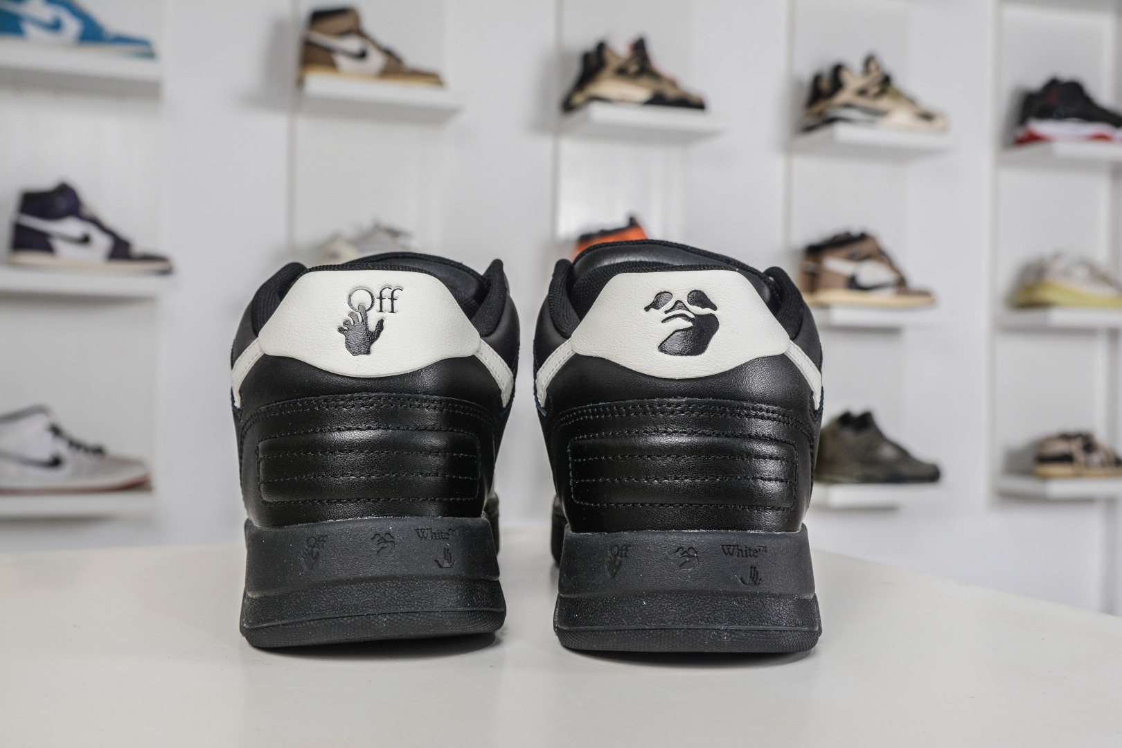 240 X版 Off-White Out of Office 低帮时尚板鞋 黑白-Chinese UA Cheap High Quatity Brand Clothes Bags handbags Sneakers wholesale wholesaler seller from China Factory suppliers Fashion Clothing Shoes best Quality Beautiful Price 240 X版 Off-White Out of Office 低帮时尚板鞋 黑白