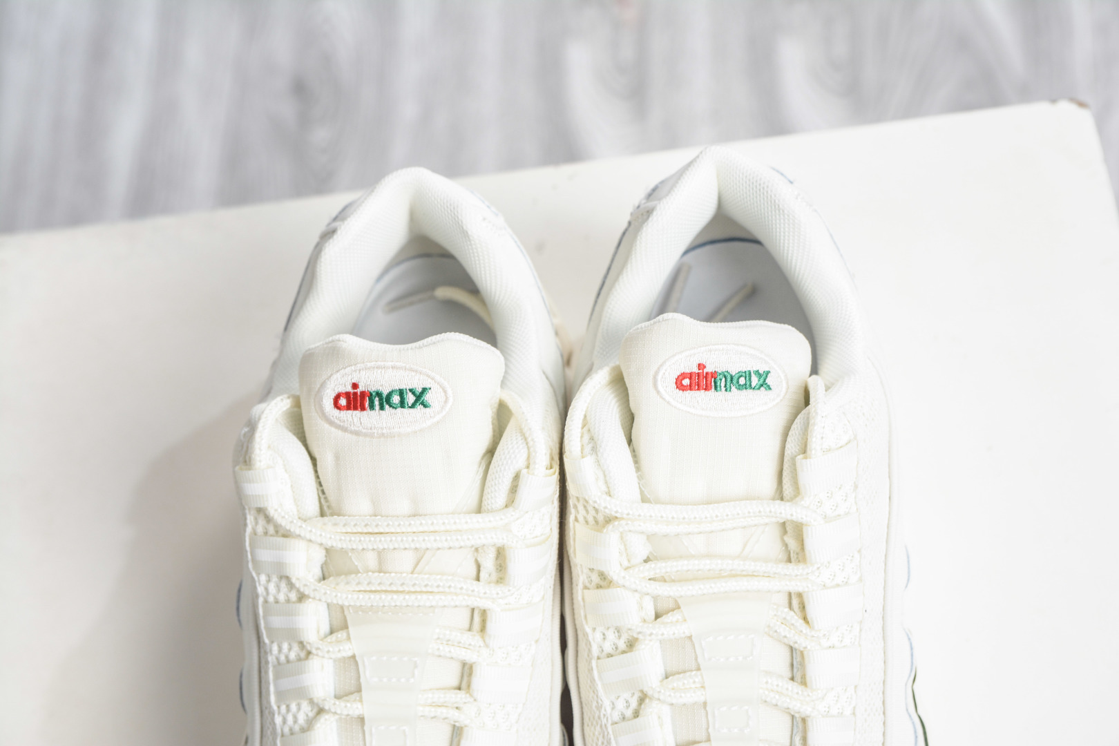 240 Undefeated x Nike Air Max 95 SP 联名款 复古减震气垫跑鞋 IB4453-100-Chinese UA Cheap High Quatity Brand Clothes Bags handbags Sneakers wholesale wholesaler seller from China Factory suppliers Fashion Clothing Shoes best Quality Beautiful Price 240 Undefeated x Nike Air Max 95 SP 联名款 复古减震气垫跑鞋 IB4453-100