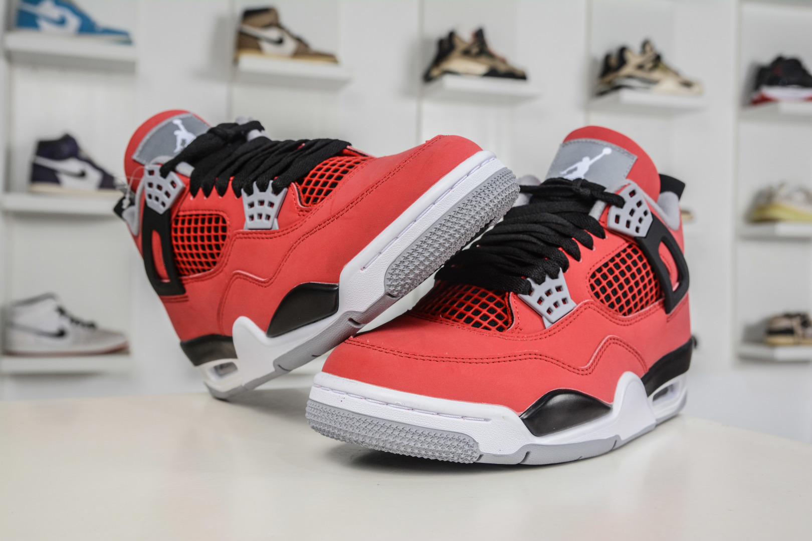MF版 Air Jordan AJ4 Retro 愤怒的公牛 红色 FQ8138-600-Top High Quatity Cheap Sneakers Fashion Clothing Clothes Bags handbags Shoes of all Brand wholesale With The best Quality And Beautiful Price from China Factory Chinese suppliers wholesaler seller MF版 Air Jordan AJ4 Retro 愤怒的公牛 红色 FQ8138-600