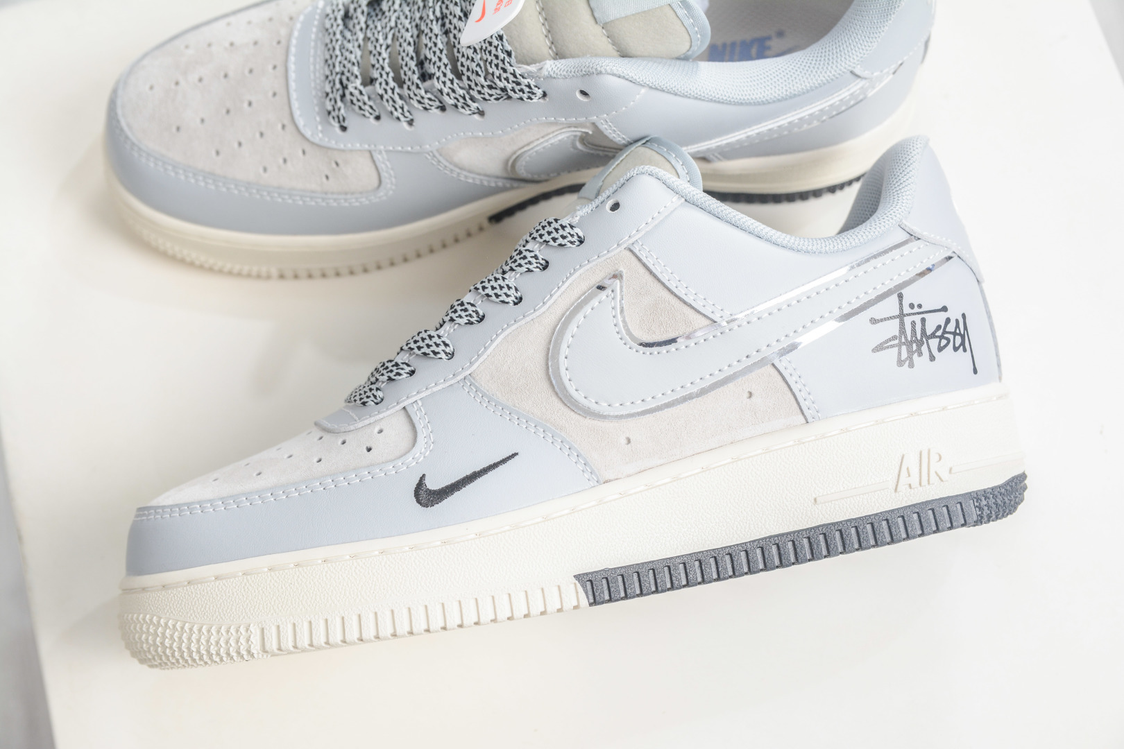 Stussy x NIke Air Force 1 斯图西联名-浅蓝灰 DN1688-818