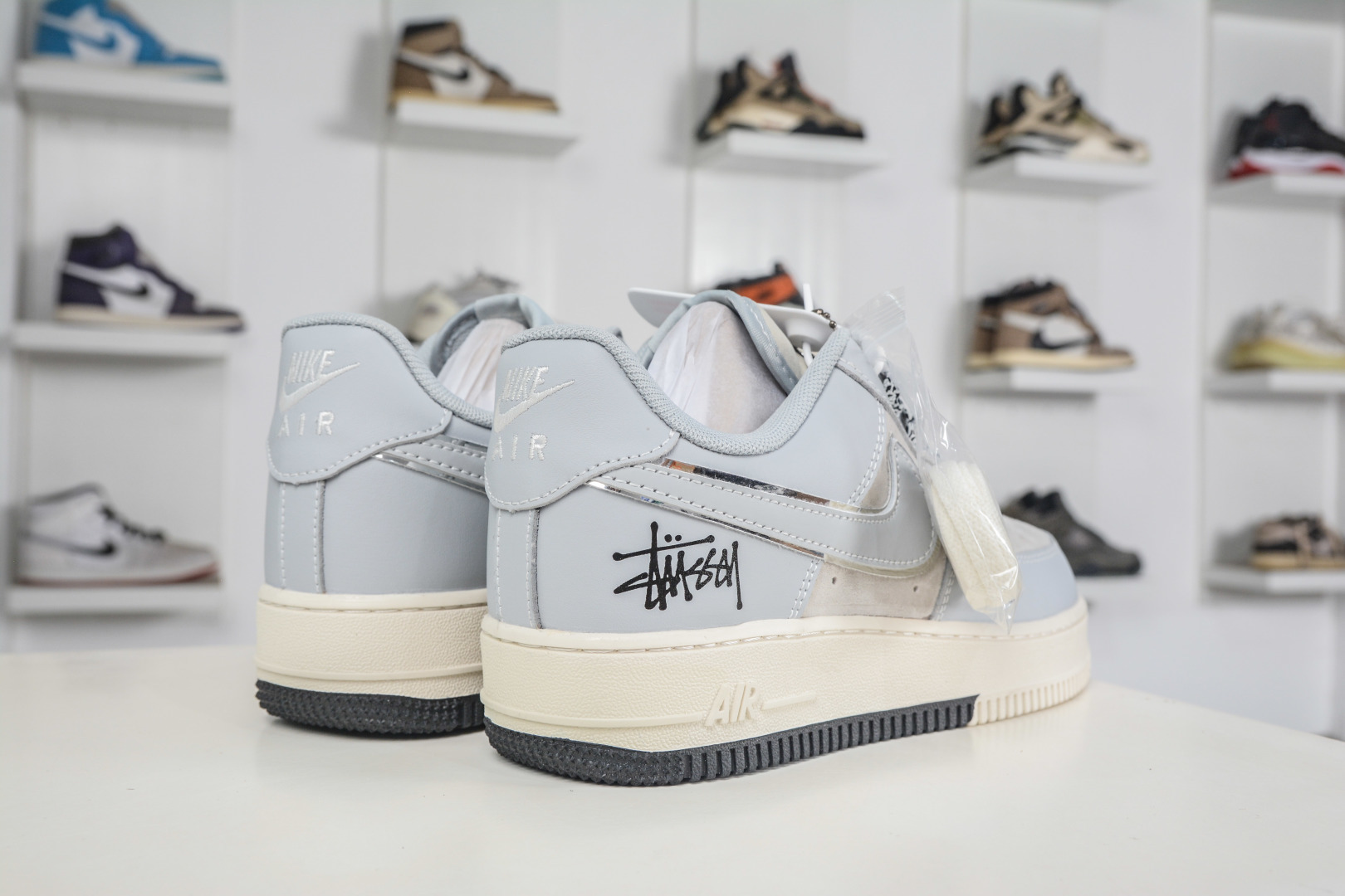 Stussy x NIke Air Force 1 斯图西联名-浅蓝灰 DN1688-818