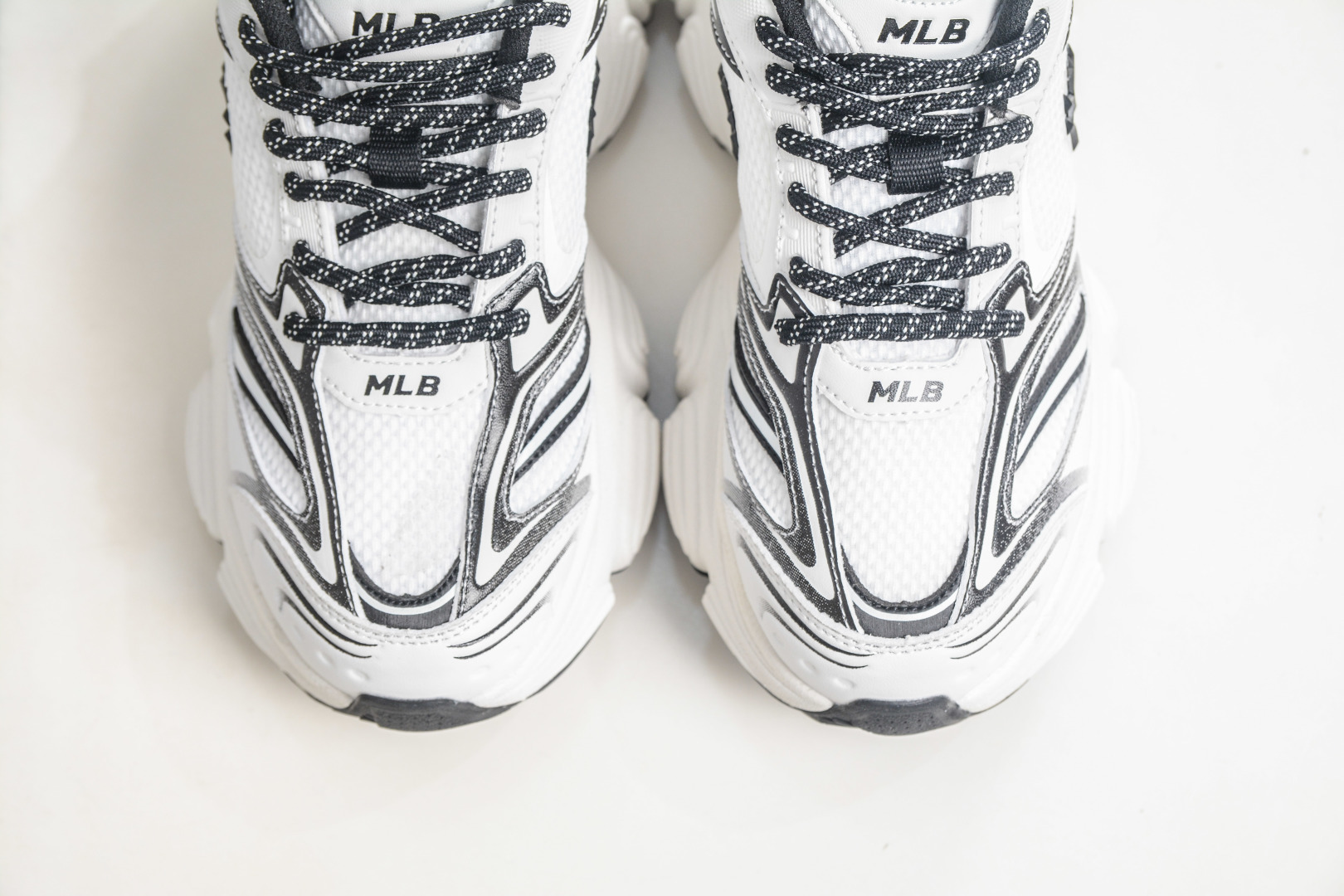 200 MLB Chunky Runner Basic 老爹鞋系列低帮轻量增高厚底百搭休闲运动慢跑鞋 3ASHWC36N 50WHS S-Chinese UA Cheap High Quatity Brand Clothes Bags handbags Sneakers wholesale wholesaler seller from China Factory suppliers Fashion Clothing Shoes best Quality Beautiful Price 200 MLB Chunky Runner Basic 老爹鞋系列低帮轻量增高厚底百搭休闲运动慢跑鞋 3ASHWC36N 50WHS S