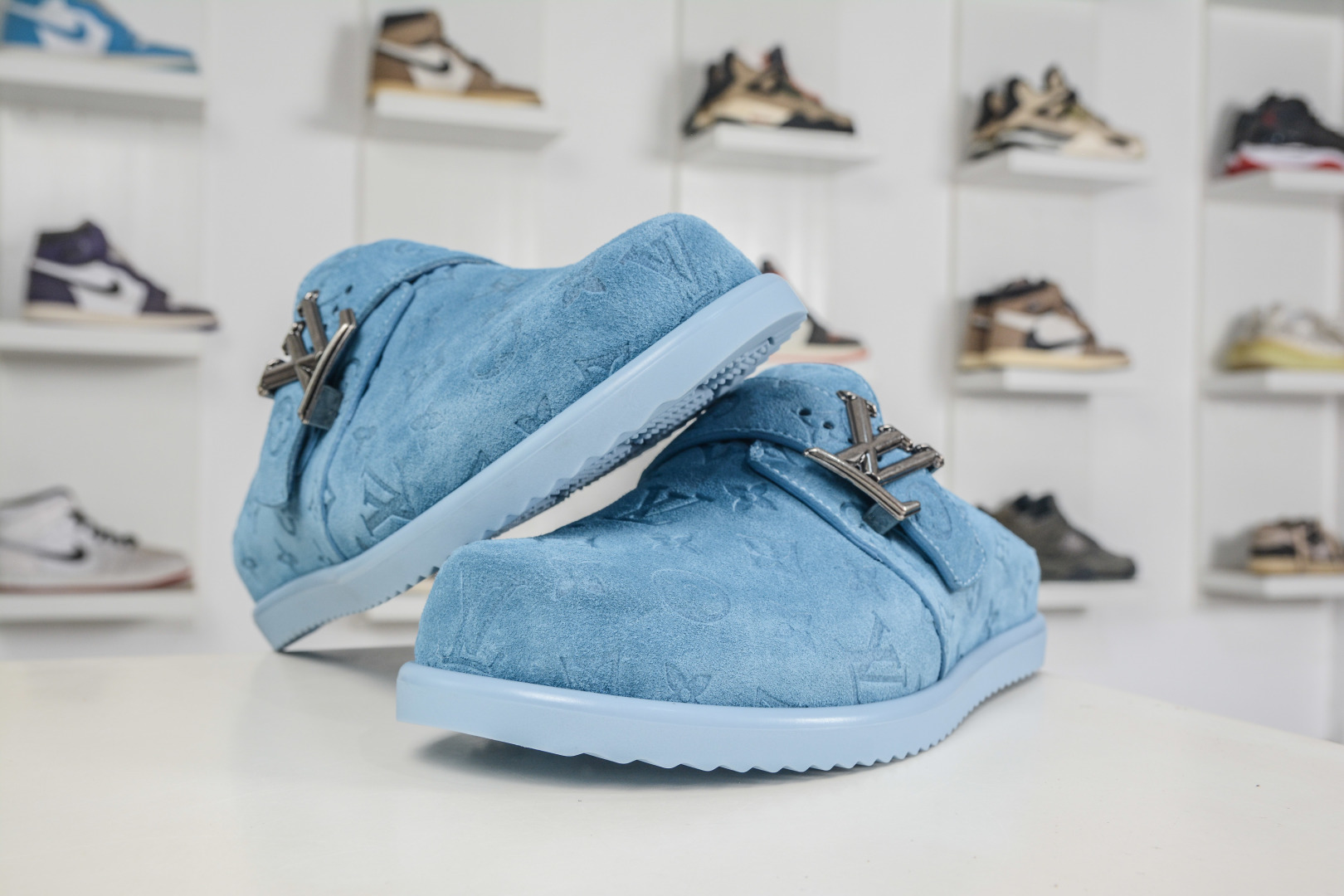 380 Lv 驴家 Easy 绒面小牛皮 勃肯半包头拖鞋-Chinese UA Cheap High Quatity Brand Clothes Bags handbags Sneakers wholesale wholesaler seller from China Factory suppliers Fashion Clothing Shoes best Quality Beautiful Price 380 Lv 驴家 Easy 绒面小牛皮 勃肯半包头拖鞋