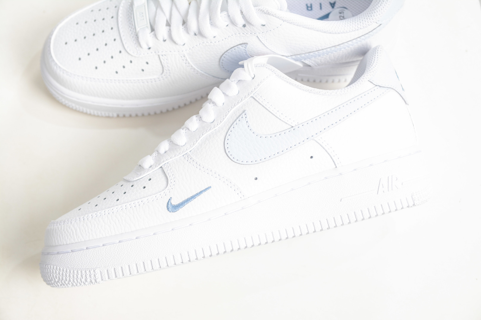 HY版Nike Air Force 1 Low 07 白淡蓝钩 HV2511-100