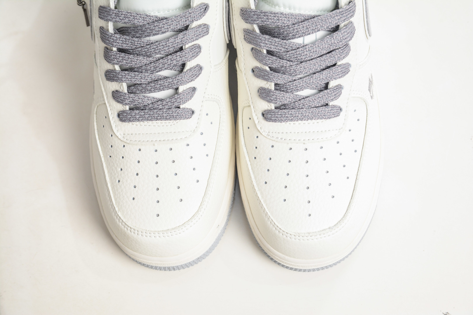 Nike Air Force 1 Low 07 米白灰 DN9688-107-Top High Quatity Cheap Sneakers Fashion Clothing Clothes Bags handbags Shoes of all Brand wholesale With The best Quality And Beautiful Price from China Factory Chinese suppliers wholesaler seller Nike Air Force 1 Low 07 米白灰 DN9688-107