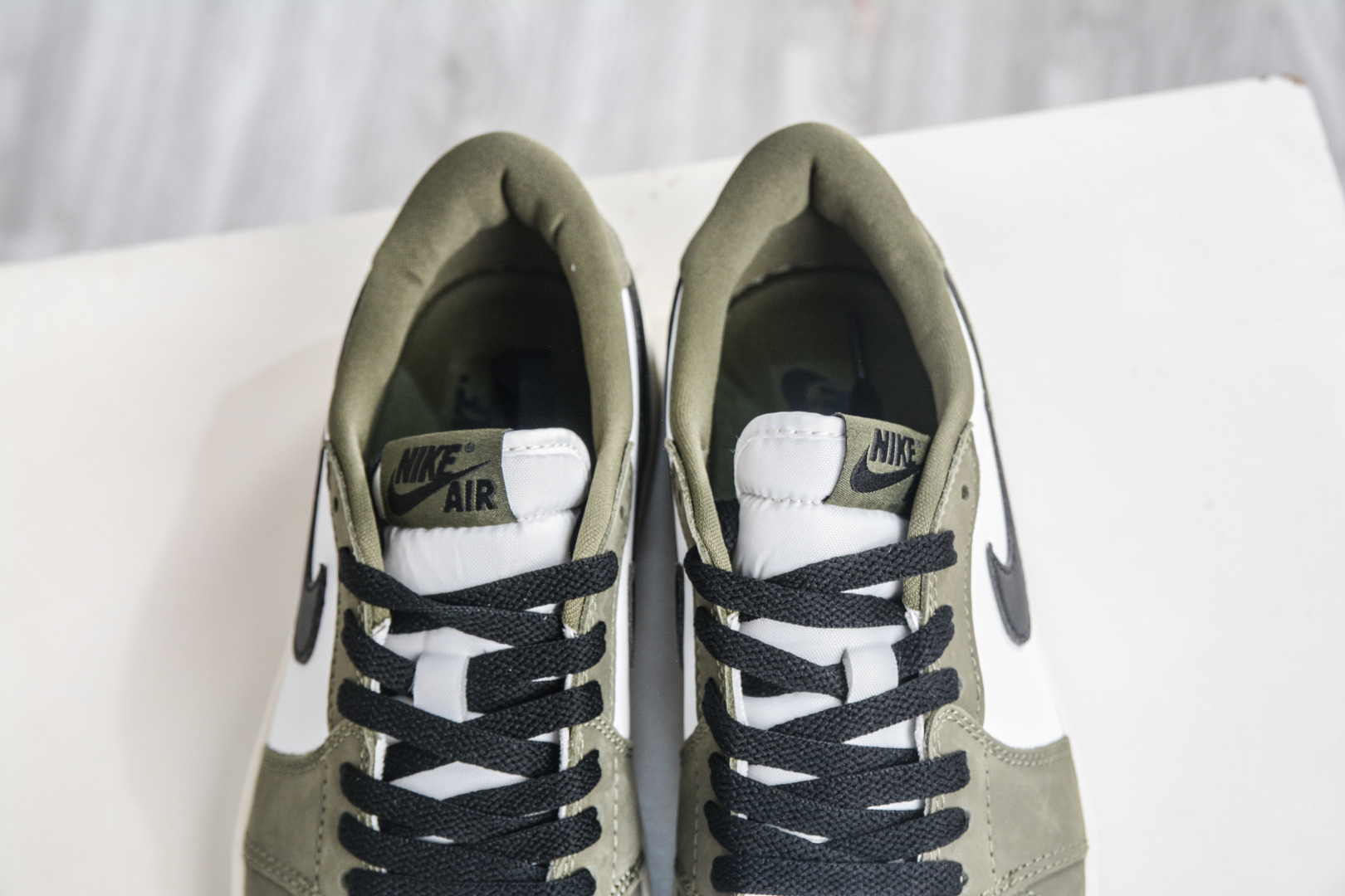 DTAir Jordan AJ1 Retro Low AJ1低帮 橄榄绿 HQ6998-200-Top High Quatity Cheap Sneakers Fashion Clothing Clothes Bags handbags Shoes of all Brand wholesale With The best Quality And Beautiful Price from China Factory Chinese suppliers wholesaler seller DTAir Jordan AJ1 Retro Low AJ1低帮 橄榄绿 HQ6998-200