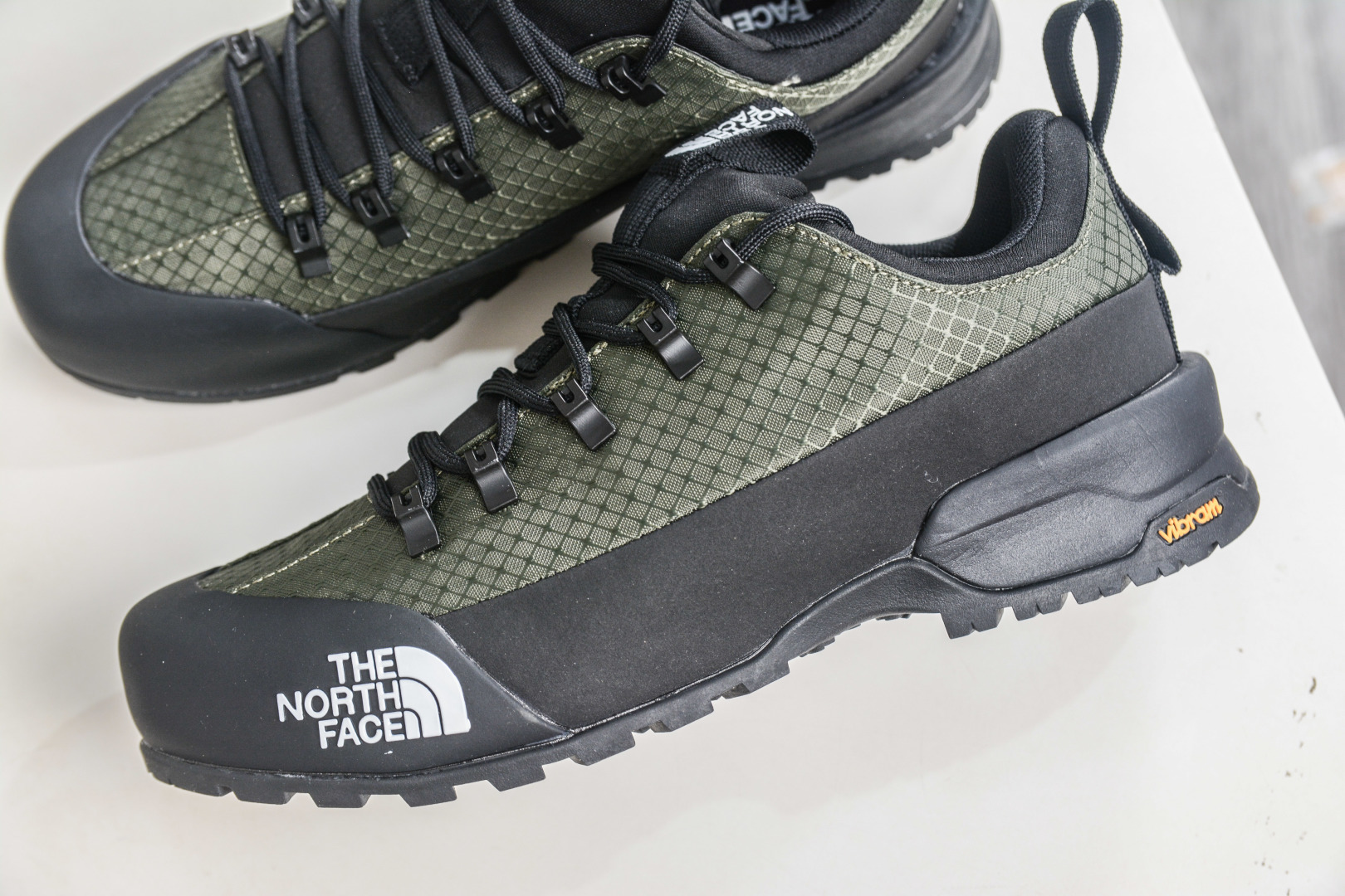 The North Face Glenclyffe 休闲百搭轻户外低帮全能徒步鞋 NF0A817BKOW-086-Top High Quatity Cheap Sneakers Fashion Clothing Clothes Bags handbags Shoes of all Brand wholesale With The best Quality And Beautiful Price from China Factory Chinese suppliers wholesaler seller The North Face Glenclyffe 休闲百搭轻户外低帮全能徒步鞋 NF0A817BKOW-086
