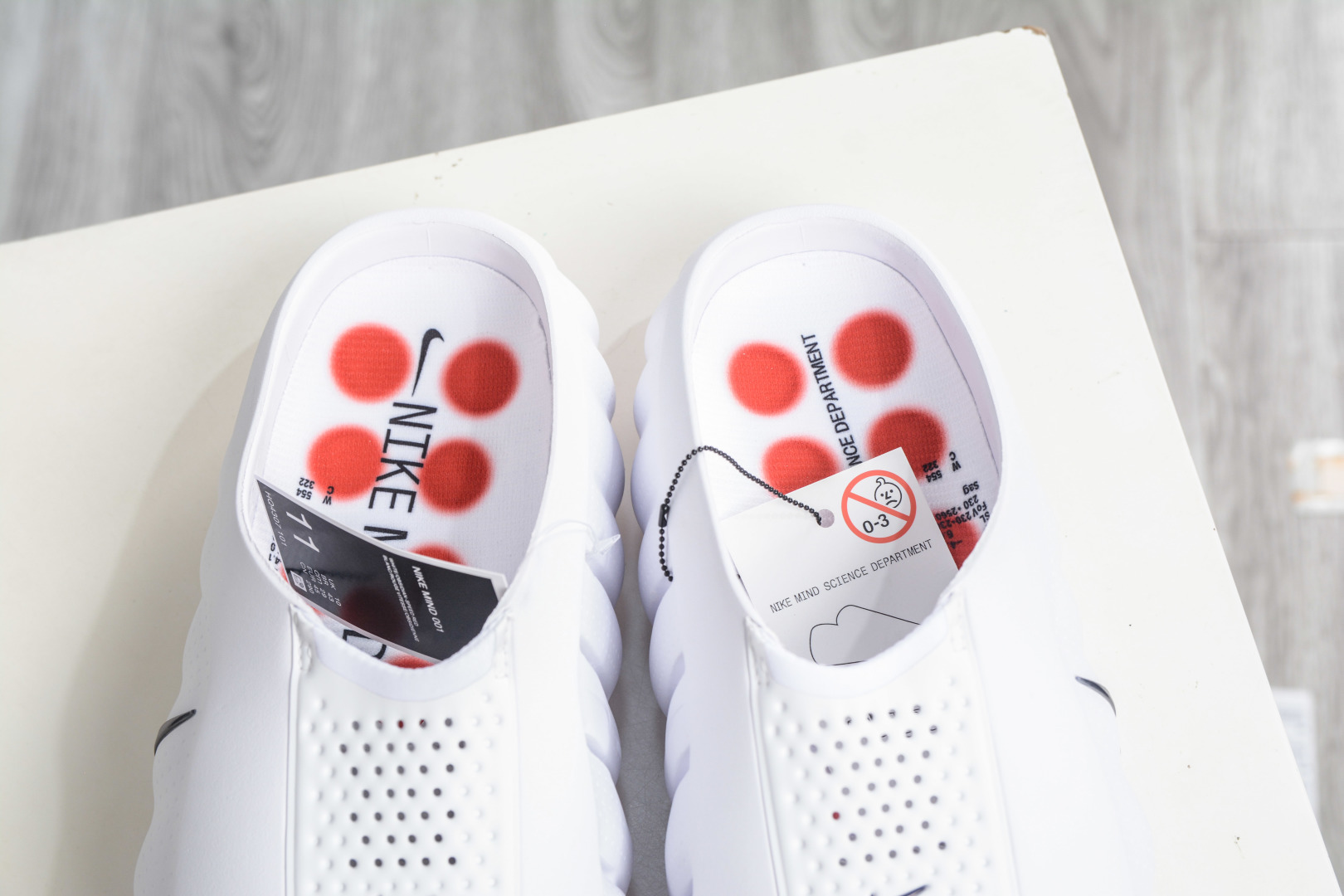 NK Mind 001 黑科技足底按摩舒适贴合训练鞋 HQ4307-101-Top High Quatity Cheap Sneakers Fashion Clothing Clothes Bags handbags Shoes of all Brand wholesale With The best Quality And Beautiful Price from China Factory Chinese suppliers wholesaler seller NK Mind 001 黑科技足底按摩舒适贴合训练鞋 HQ4307-101