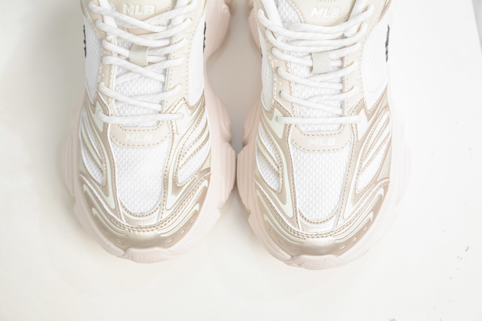 MLB Chunky Runner Basic 老爹鞋系列低帮轻量增高厚底百搭休闲运动慢跑鞋 3ASHWC36N-50GOS-Top High Quatity Cheap Sneakers Fashion Clothing Clothes Bags handbags Shoes of all Brand wholesale With The best Quality And Beautiful Price from China Factory Chinese suppliers wholesaler seller MLB Chunky Runner Basic 老爹鞋系列低帮轻量增高厚底百搭休闲运动慢跑鞋 3ASHWC36N-50GOS