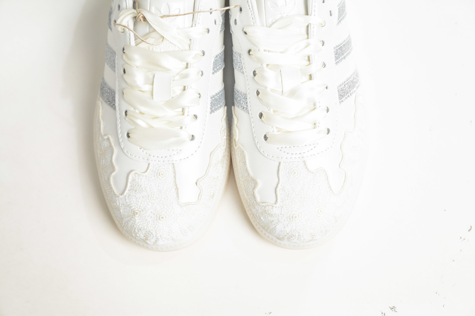 AD Original Samba 桑巴复古经典轻便板鞋 HP3658-Top High Quatity Cheap Sneakers Fashion Clothing Clothes Bags handbags Shoes of all Brand wholesale With The best Quality And Beautiful Price from China Factory Chinese suppliers wholesaler seller AD Original Samba 桑巴复古经典轻便板鞋 HP3658