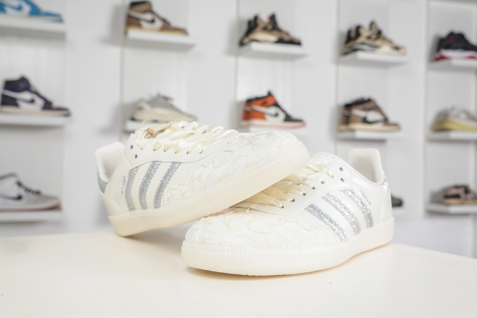 AD Original Samba 桑巴复古经典轻便板鞋 HP3658-Top High Quatity Cheap Sneakers Fashion Clothing Clothes Bags handbags Shoes of all Brand wholesale With The best Quality And Beautiful Price from China Factory Chinese suppliers wholesaler seller AD Original Samba 桑巴复古经典轻便板鞋 HP3658