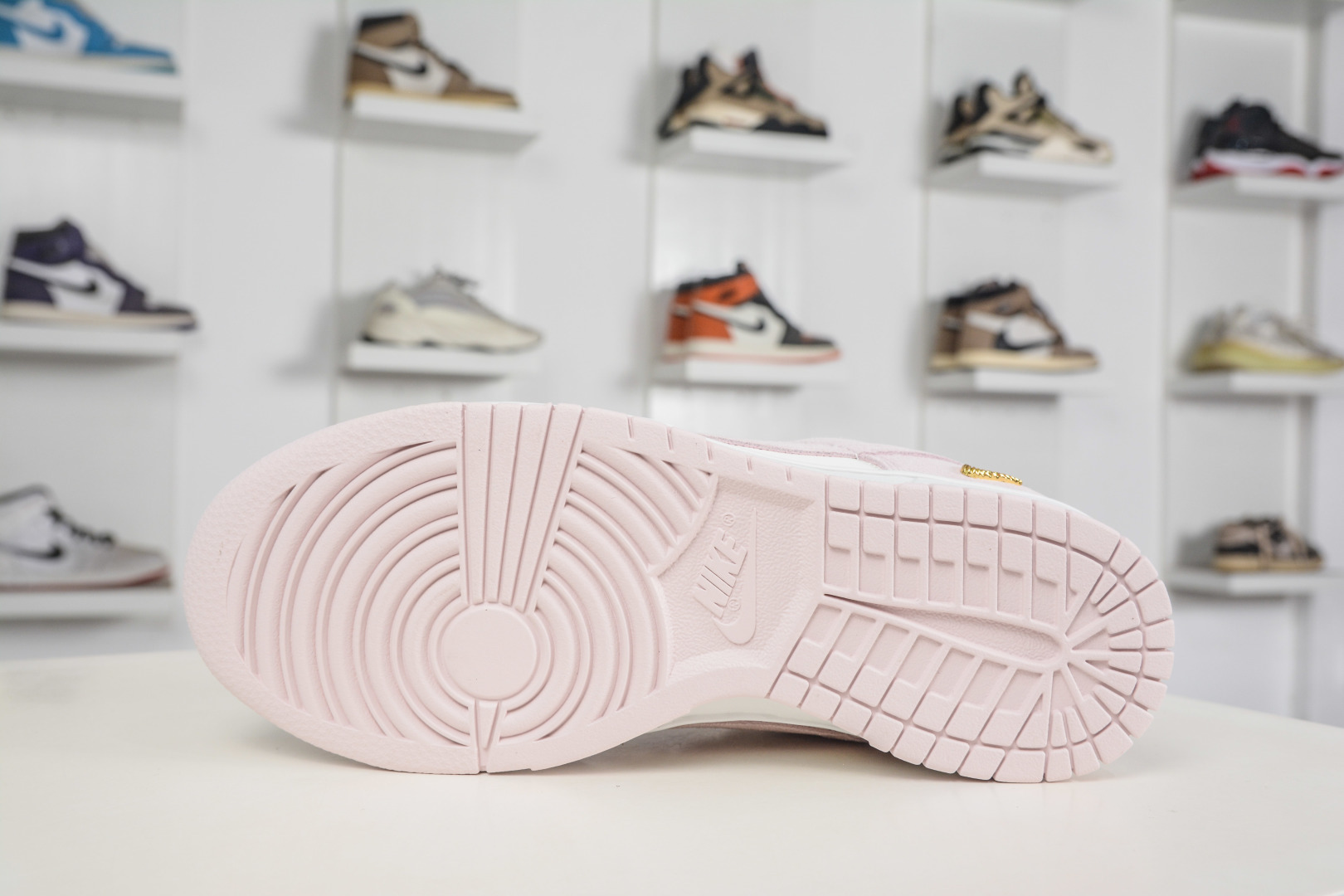 NK Dunk Low 白粉 IO4244-100-Top High Quatity Cheap Sneakers Fashion Clothing Clothes Bags handbags Shoes of all Brand wholesale With The best Quality And Beautiful Price from China Factory Chinese suppliers wholesaler seller NK Dunk Low 白粉 IO4244-100