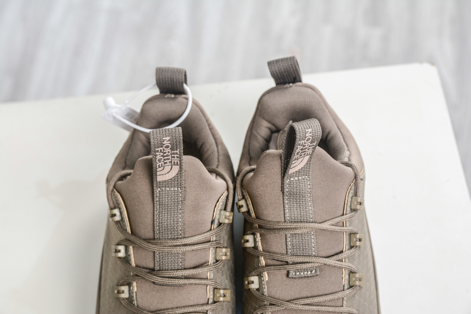The North Face Glenclyffe 休闲百搭轻户外低帮全能徒步鞋 NF0A817BC89-Top High Quatity Cheap Sneakers Fashion Clothing Clothes Bags handbags Shoes of all Brand wholesale With The best Quality And Beautiful Price from China Factory Chinese suppliers wholesaler seller The North Face Glenclyffe 休闲百搭轻户外低帮全能徒步鞋 NF0A817BC89