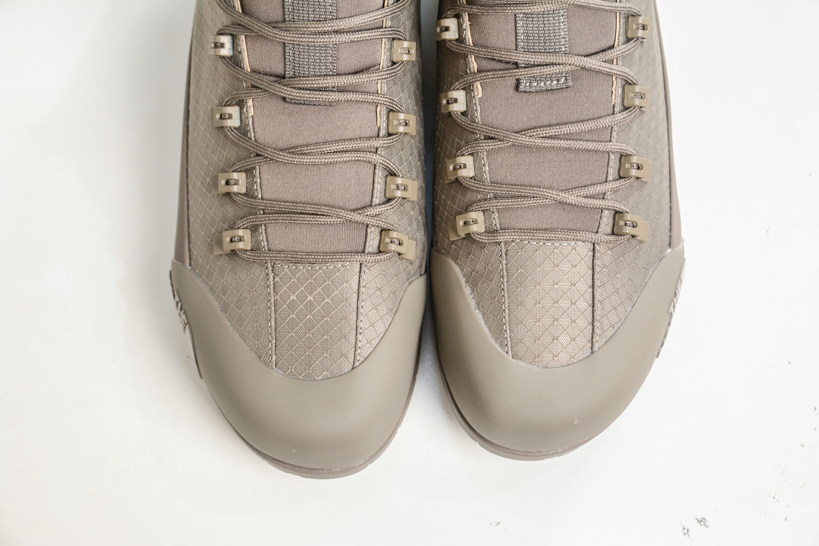 The North Face Glenclyffe 休闲百搭轻户外低帮全能徒步鞋 NF0A817BC89-Top High Quatity Cheap Sneakers Fashion Clothing Clothes Bags handbags Shoes of all Brand wholesale With The best Quality And Beautiful Price from China Factory Chinese suppliers wholesaler seller The North Face Glenclyffe 休闲百搭轻户外低帮全能徒步鞋 NF0A817BC89