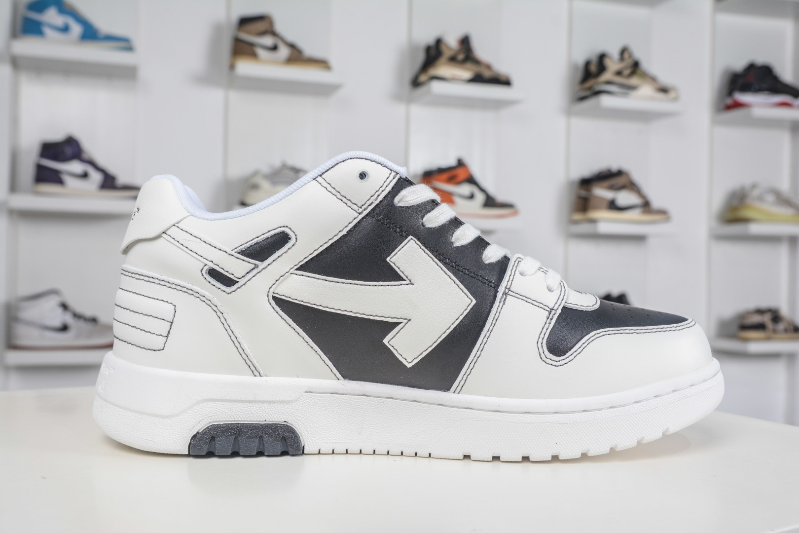 X版 Off-White Out of Office 低帮时尚板鞋 白黑-Top High Quatity Cheap Sneakers Fashion Clothing Clothes Bags handbags Shoes of all Brand wholesale With The best Quality And Beautiful Price from China Factory Chinese suppliers wholesaler seller X版 Off-White Out of Office 低帮时尚板鞋 白黑