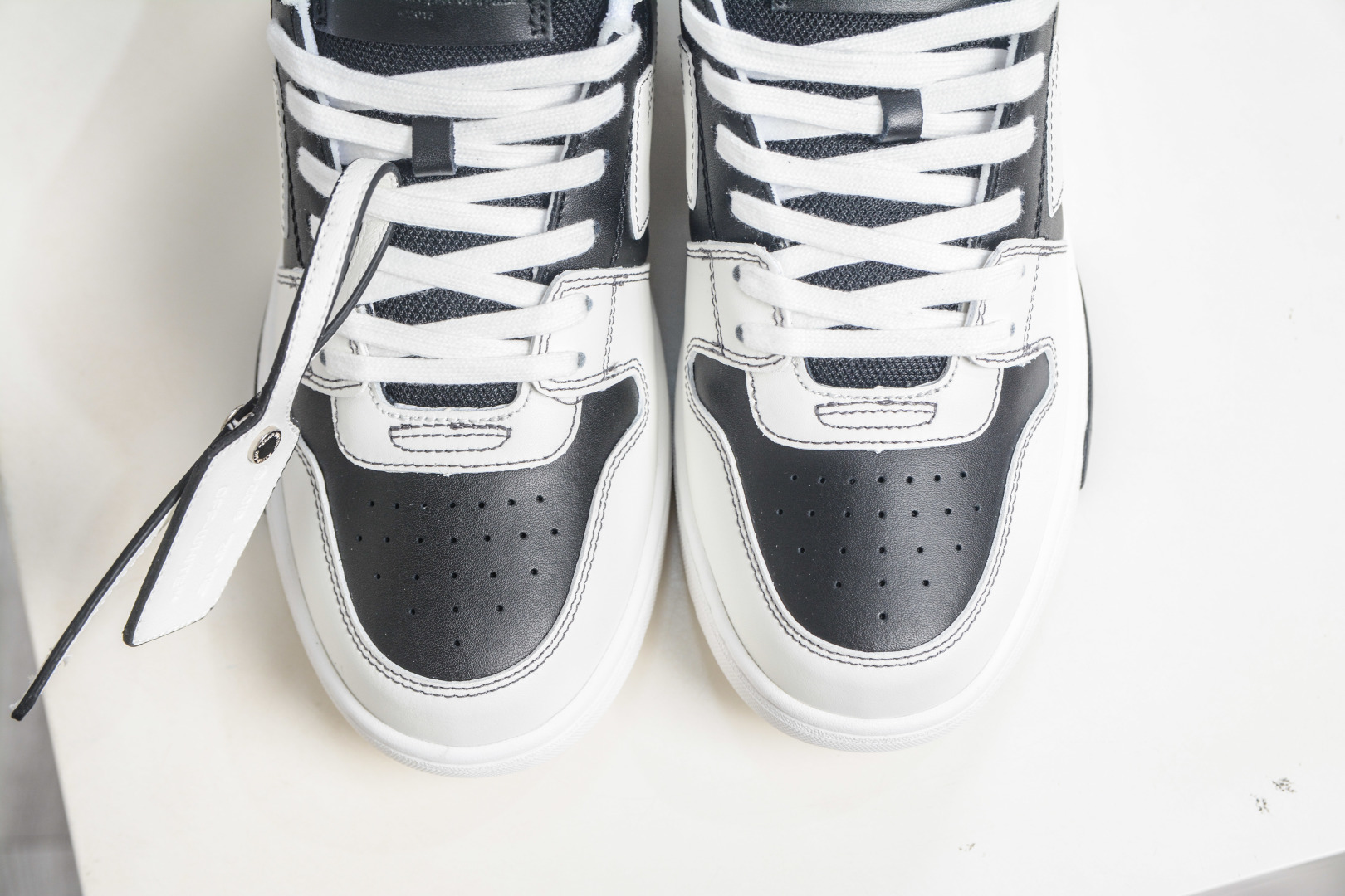 X版 Off-White Out of Office 低帮时尚板鞋 白黑-Top High Quatity Cheap Sneakers Fashion Clothing Clothes Bags handbags Shoes of all Brand wholesale With The best Quality And Beautiful Price from China Factory Chinese suppliers wholesaler seller X版 Off-White Out of Office 低帮时尚板鞋 白黑