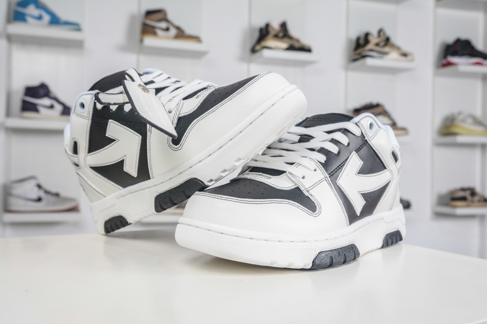X版 Off-White Out of Office 低帮时尚板鞋 白黑-Top High Quatity Cheap Sneakers Fashion Clothing Clothes Bags handbags Shoes of all Brand wholesale With The best Quality And Beautiful Price from China Factory Chinese suppliers wholesaler seller X版 Off-White Out of Office 低帮时尚板鞋 白黑