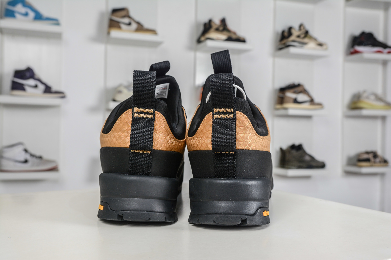 The North Face Glenclyffe 休闲百搭轻户外低帮全能徒步鞋 NF0A817BKOM-100