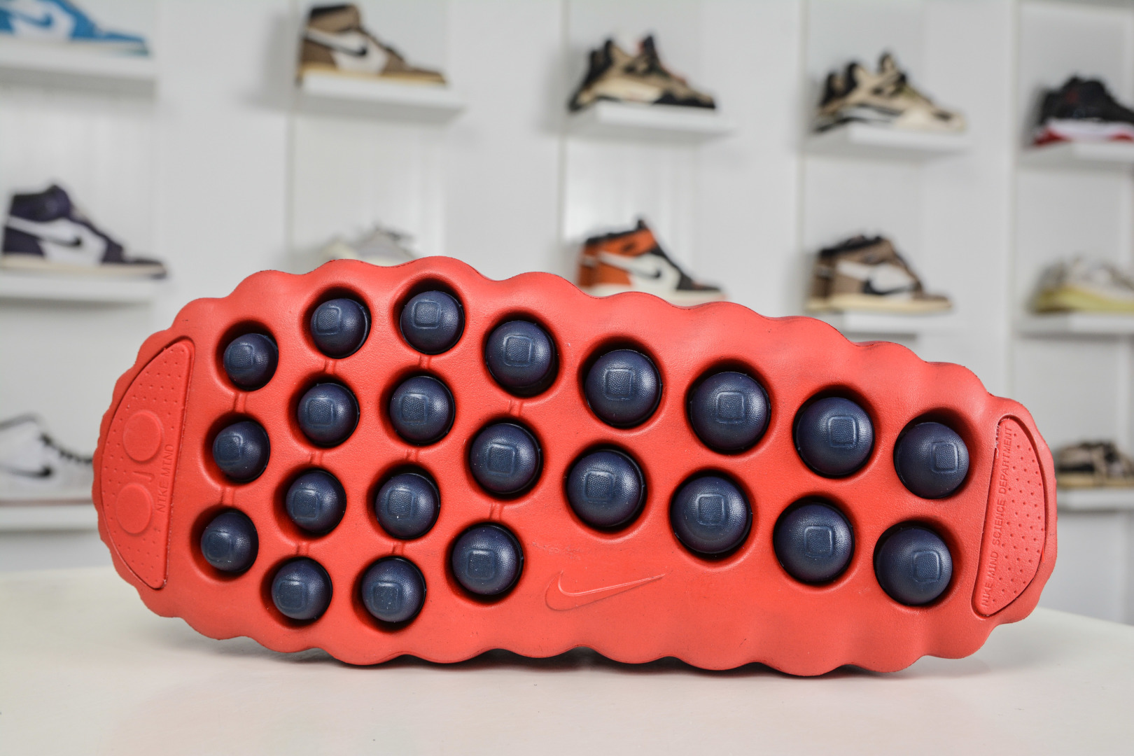 NK Mind 001 黑科技足底按摩舒适贴合训练鞋 HQ4307-601-Top High Quatity Cheap Sneakers Fashion Clothing Clothes Bags handbags Shoes of all Brand wholesale With The best Quality And Beautiful Price from China Factory Chinese suppliers wholesaler seller NK Mind 001 黑科技足底按摩舒适贴合训练鞋 HQ4307-601