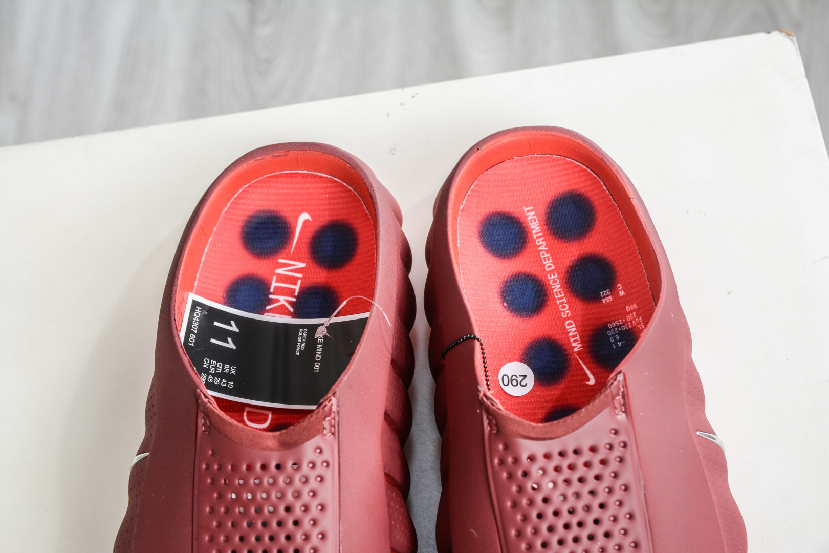 NK Mind 001 黑科技足底按摩舒适贴合训练鞋 HQ4307-601-Top High Quatity Cheap Sneakers Fashion Clothing Clothes Bags handbags Shoes of all Brand wholesale With The best Quality And Beautiful Price from China Factory Chinese suppliers wholesaler seller NK Mind 001 黑科技足底按摩舒适贴合训练鞋 HQ4307-601