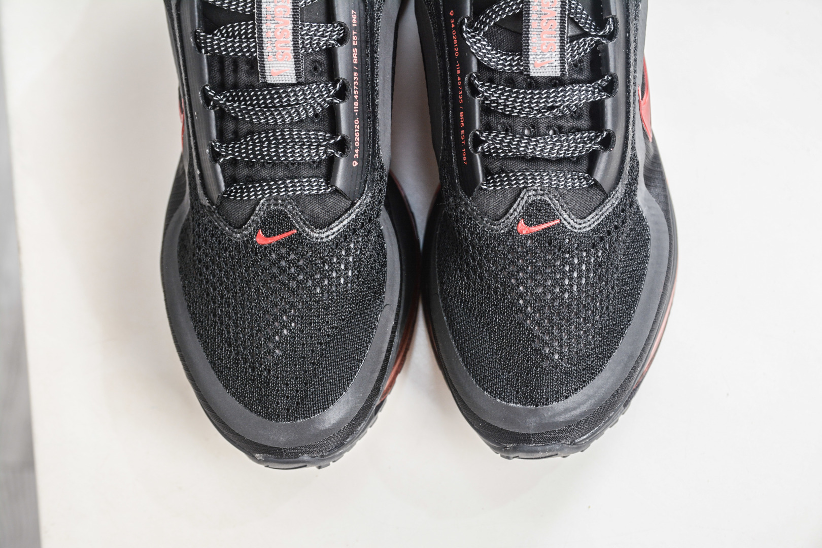 Nike Air Zoom Pegasus Premium 耐克网面全掌气垫缓震跑鞋 HQ2593-010