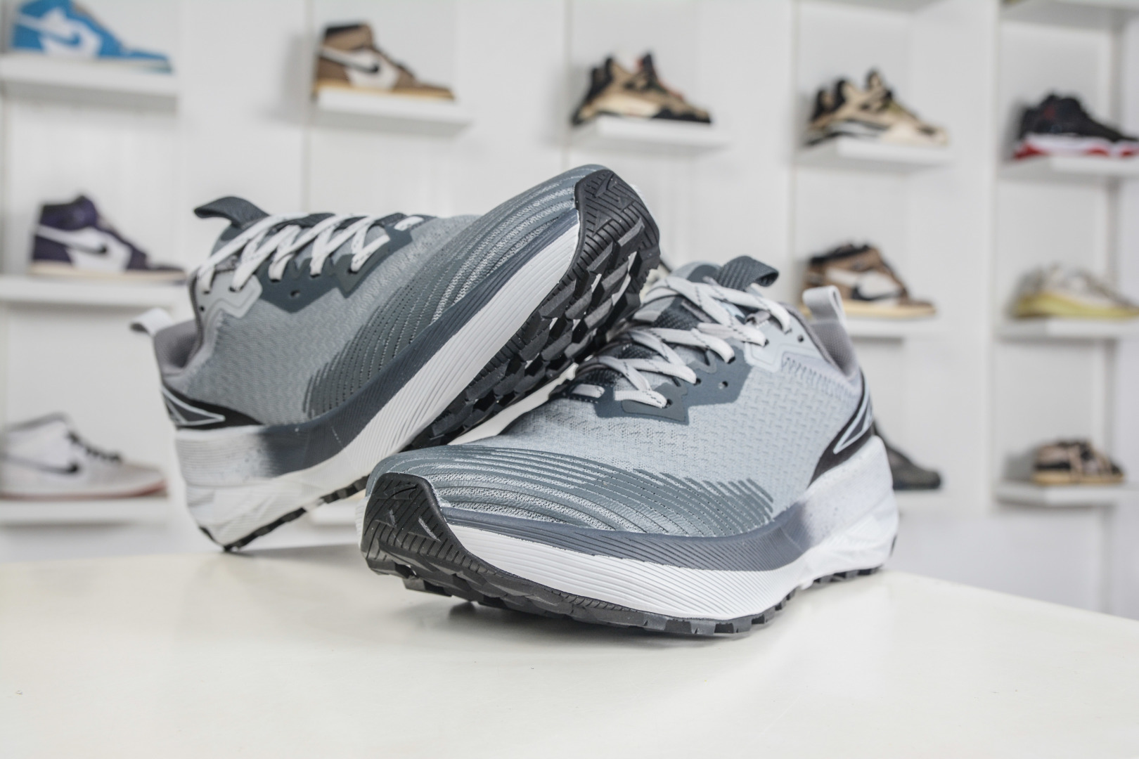 Altra奥创 M EXPERIENCE WILD 2 舒适百搭防滑耐磨低帮户外跑步鞋 ALOA85RY220-007-Top High Quatity Cheap Sneakers Fashion Clothing Clothes Bags handbags Shoes of all Brand wholesale With The best Quality And Beautiful Price from China Factory Chinese suppliers wholesaler seller Altra奥创 M EXPERIENCE WILD 2 舒适百搭防滑耐磨低帮户外跑步鞋 ALOA85RY220-007