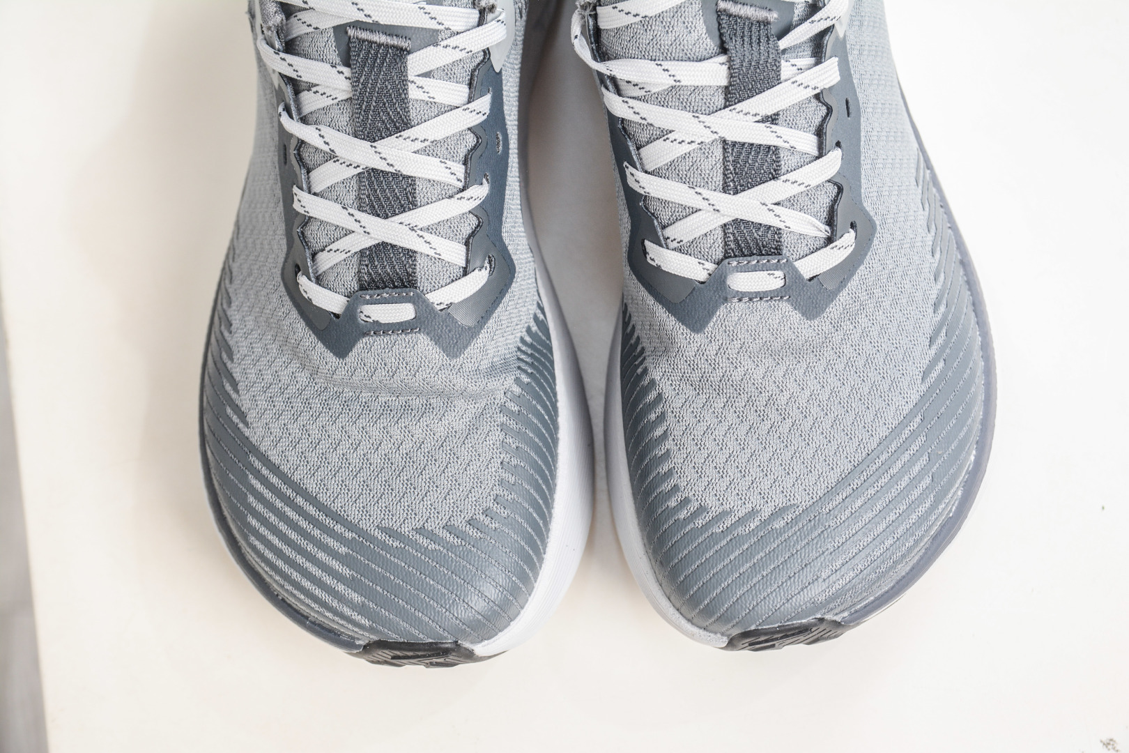 Altra奥创 M EXPERIENCE WILD 2 舒适百搭防滑耐磨低帮户外跑步鞋 ALOA85RY220-007-Top High Quatity Cheap Sneakers Fashion Clothing Clothes Bags handbags Shoes of all Brand wholesale With The best Quality And Beautiful Price from China Factory Chinese suppliers wholesaler seller Altra奥创 M EXPERIENCE WILD 2 舒适百搭防滑耐磨低帮户外跑步鞋 ALOA85RY220-007