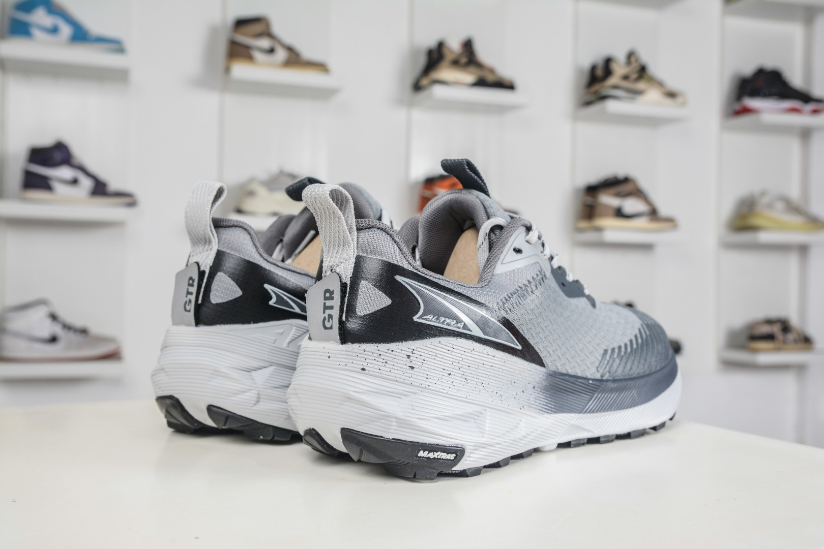 Altra奥创 M EXPERIENCE WILD 2 舒适百搭防滑耐磨低帮户外跑步鞋 ALOA85RY220-007-Top High Quatity Cheap Sneakers Fashion Clothing Clothes Bags handbags Shoes of all Brand wholesale With The best Quality And Beautiful Price from China Factory Chinese suppliers wholesaler seller Altra奥创 M EXPERIENCE WILD 2 舒适百搭防滑耐磨低帮户外跑步鞋 ALOA85RY220-007